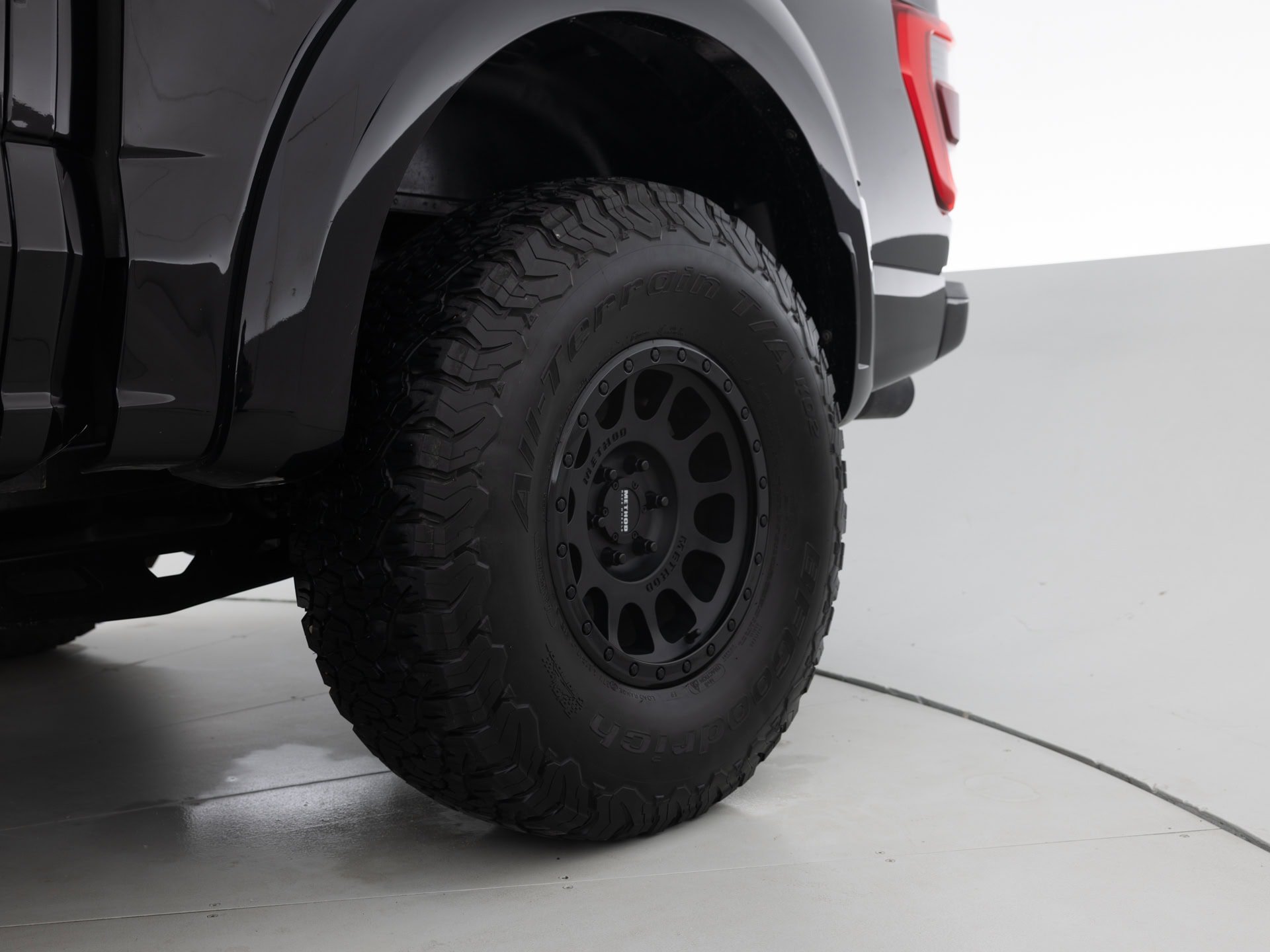 black ford f150 raptor 10