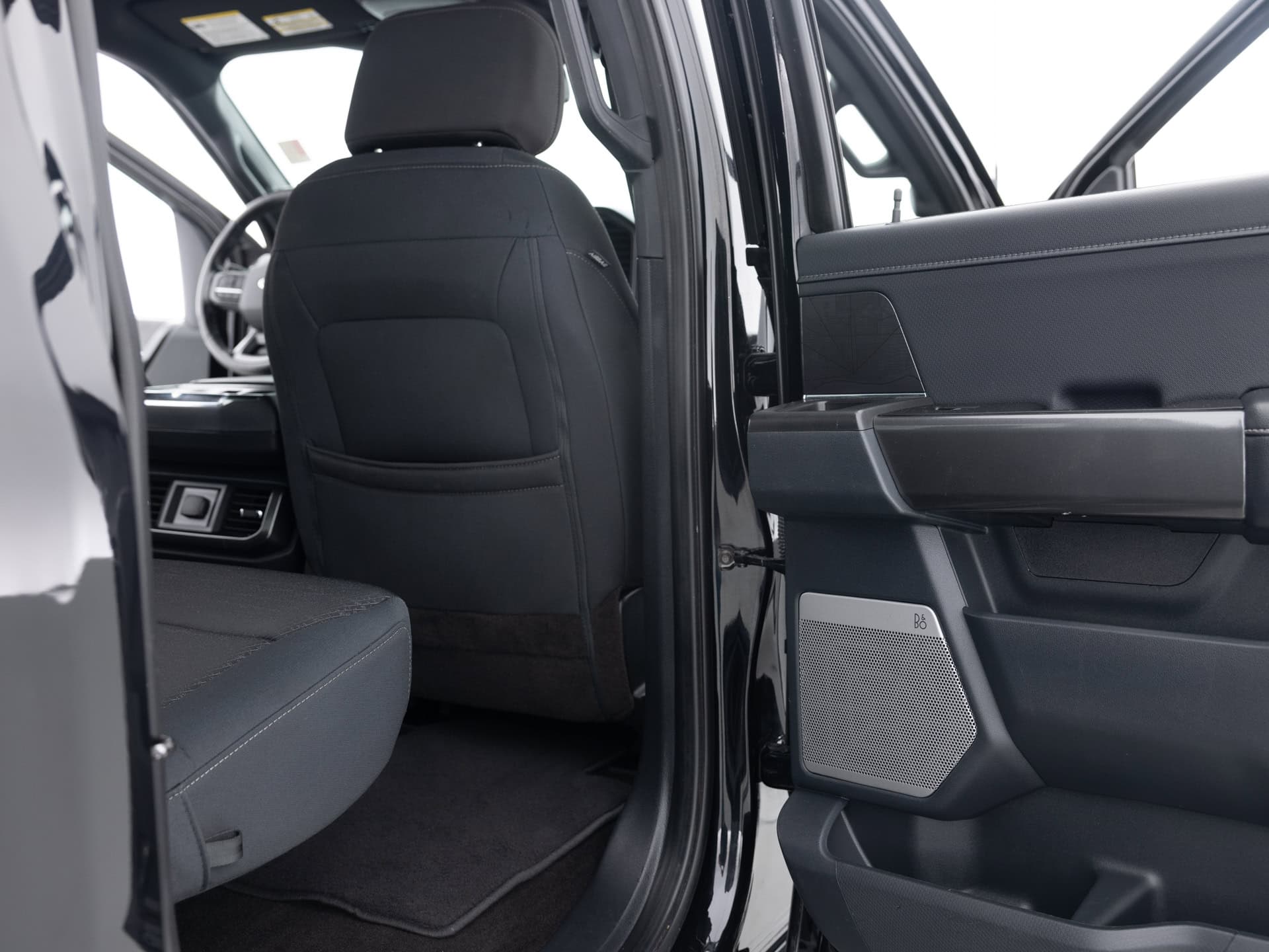 black ford f150 sport 26
