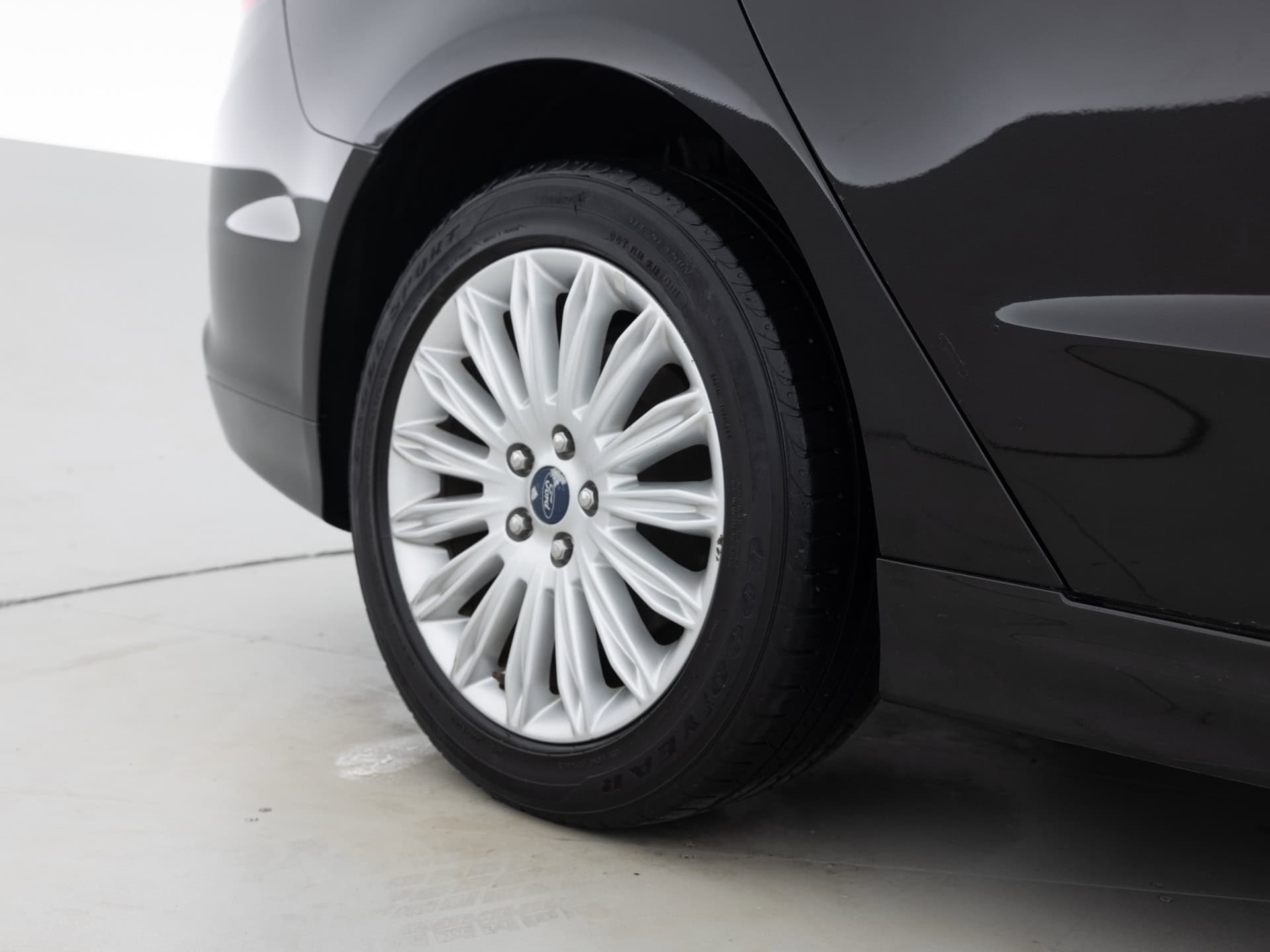 Used Black Ford Fusion SE-11 for Sale