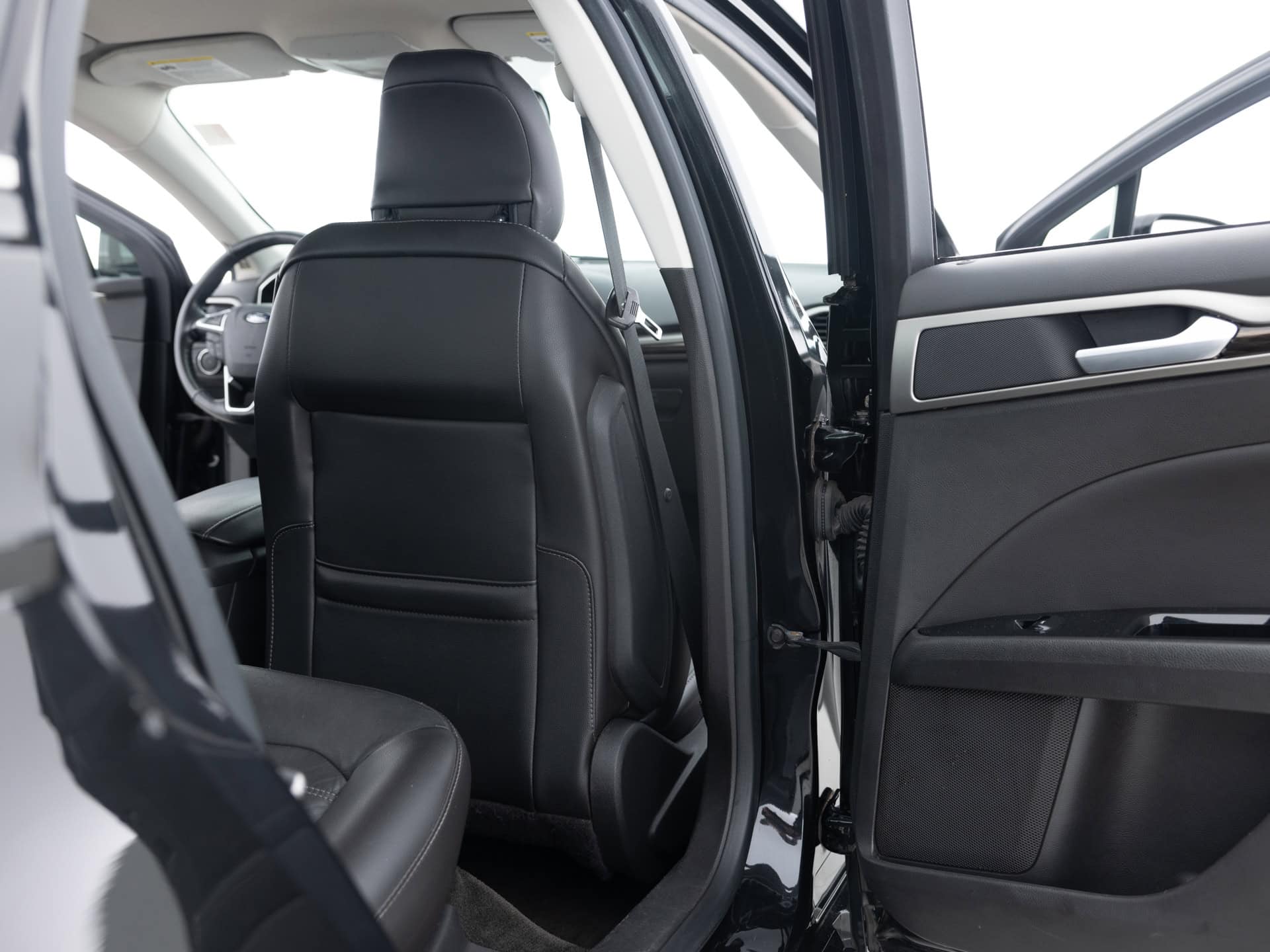 Used Black Ford Fusion SE-22 for Sale