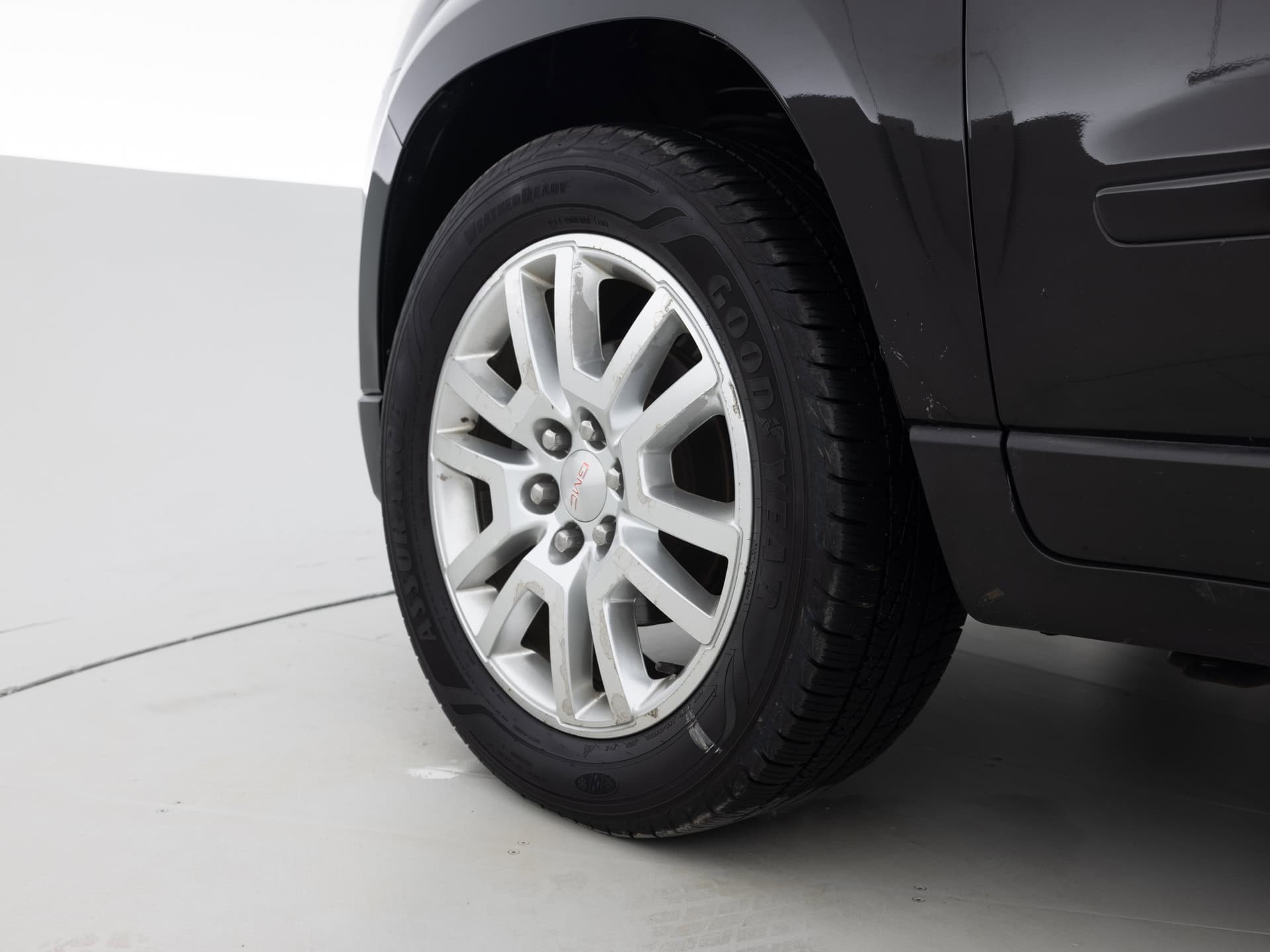 black gmc acadia 9