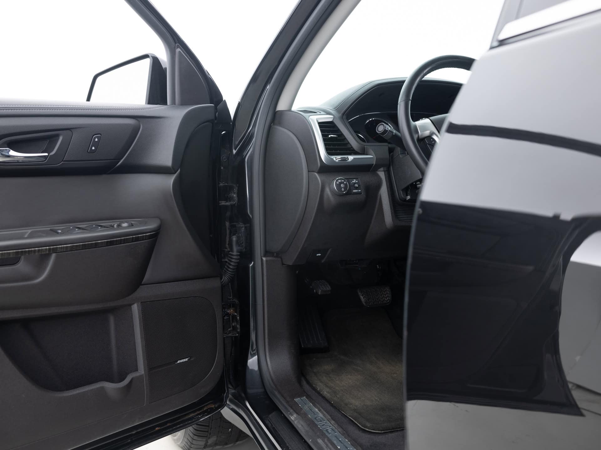 Used Black GMC Acadia SLT-16 for Sale