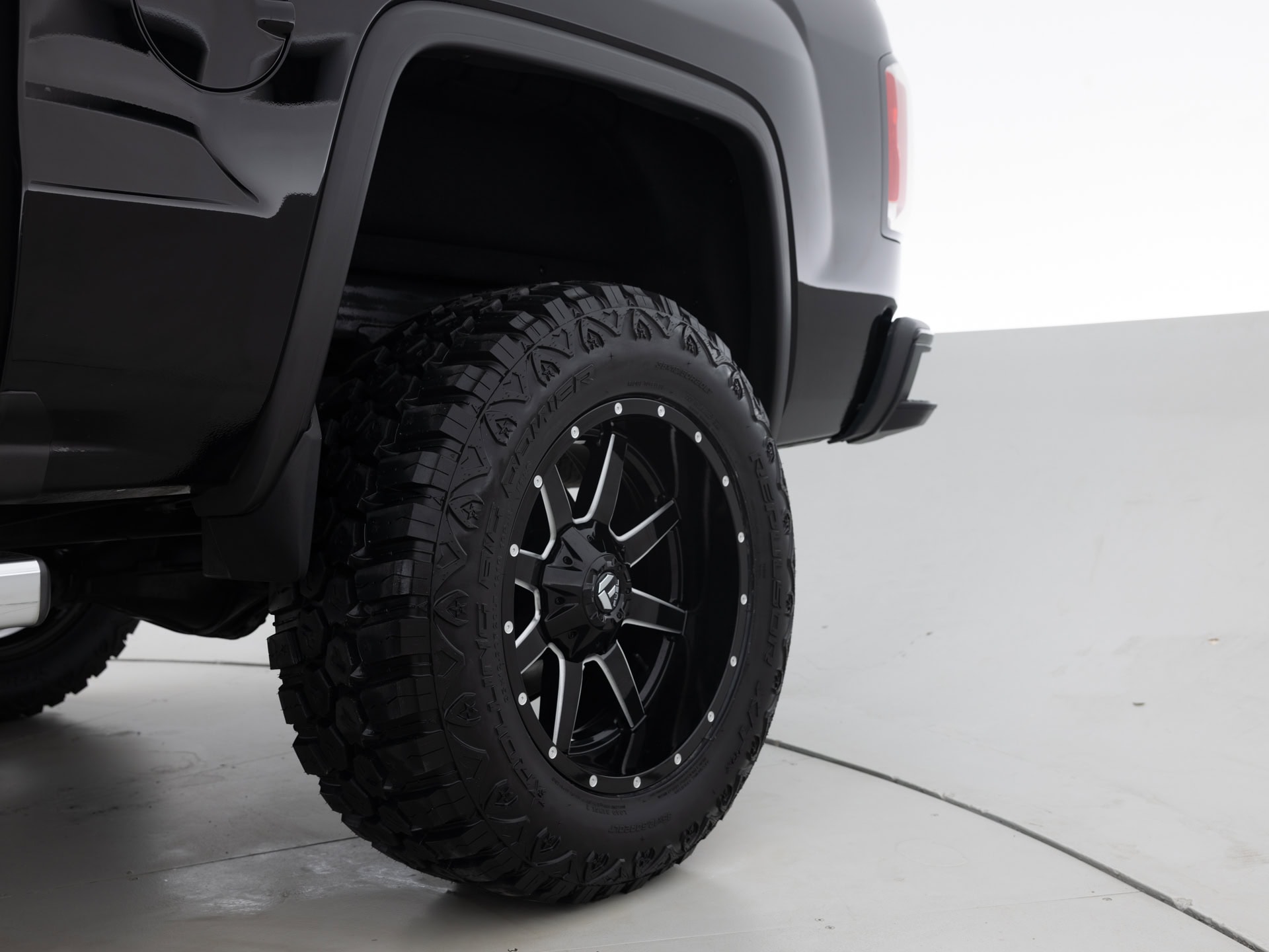 Used Black GMC Sierra 1500 Denali-10 for Sale