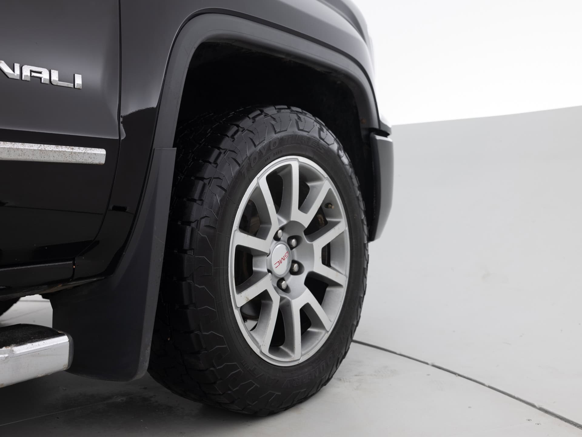black gmc sierra 1500 denali 12
