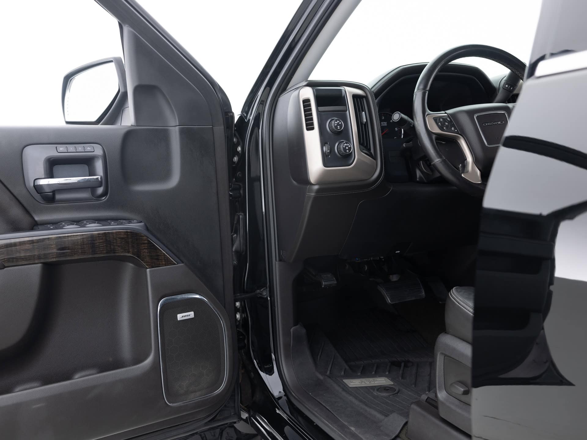 Used Black GMC Sierra 1500 Denali-20 for Sale