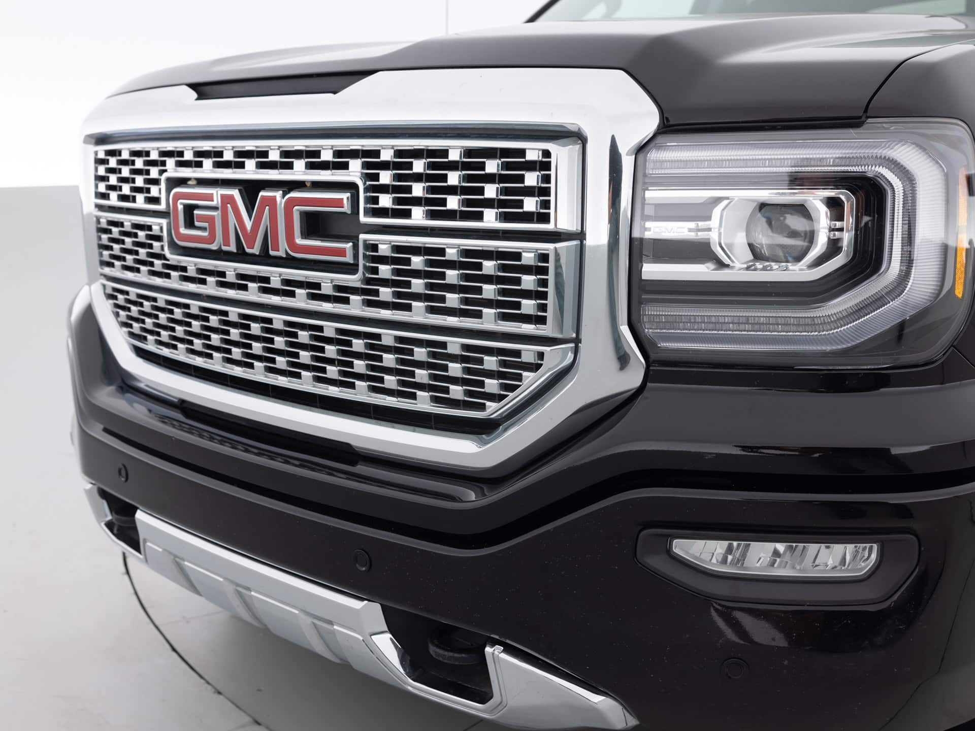 black gmc sierra 1500 denali 7