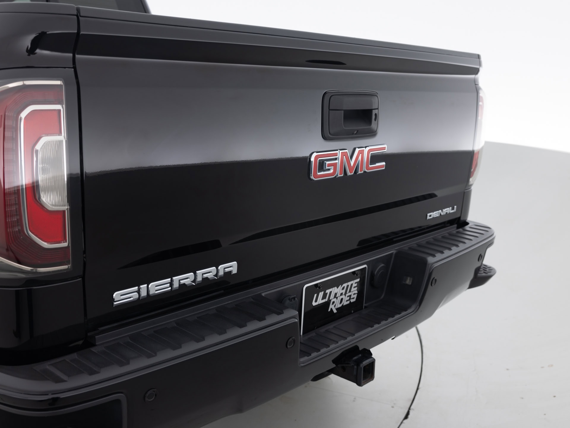 Used Black GMC Sierra 1500 Denali-8 for Sale