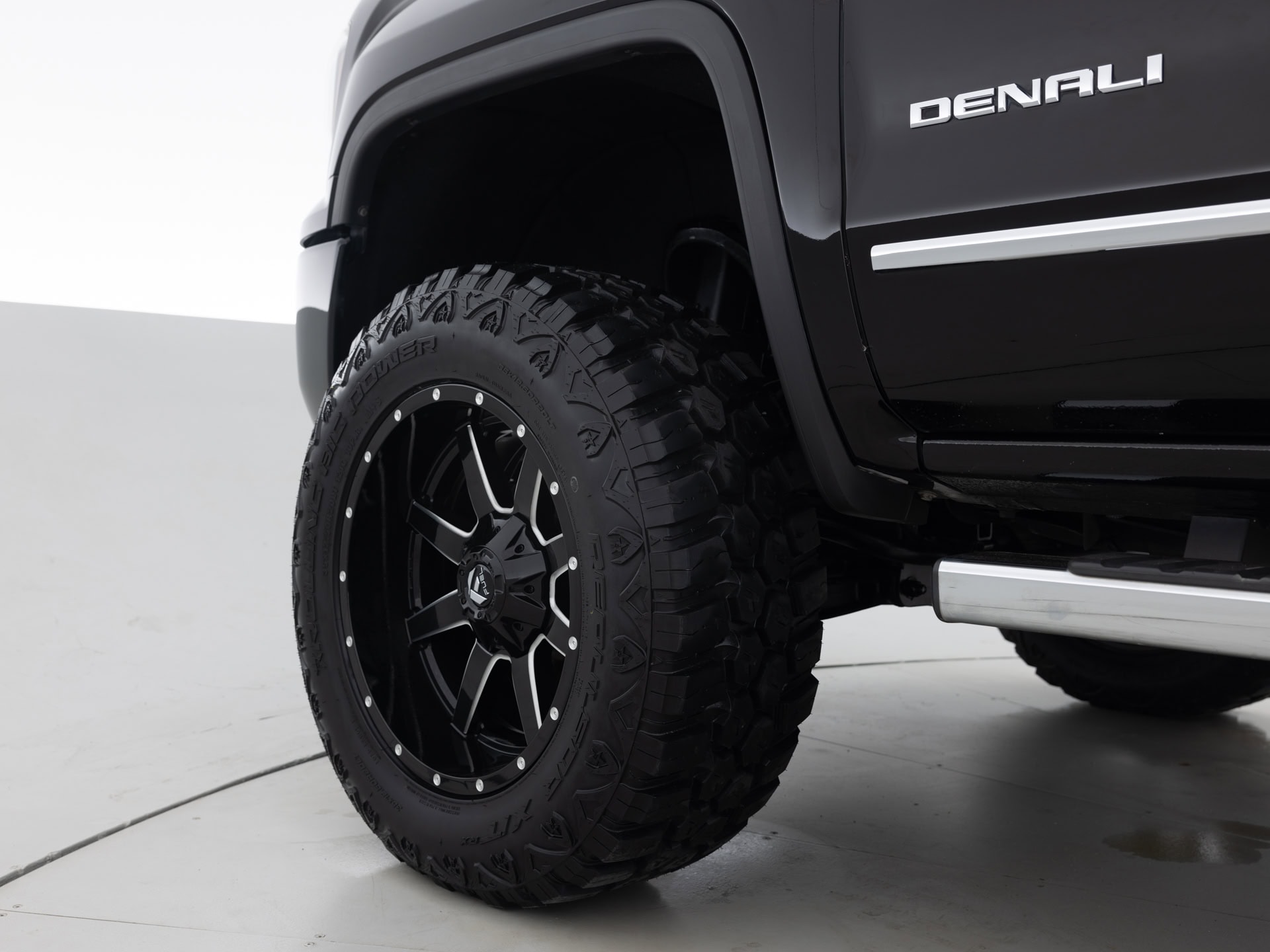 Used Black GMC Sierra 1500 Denali-9 for Sale