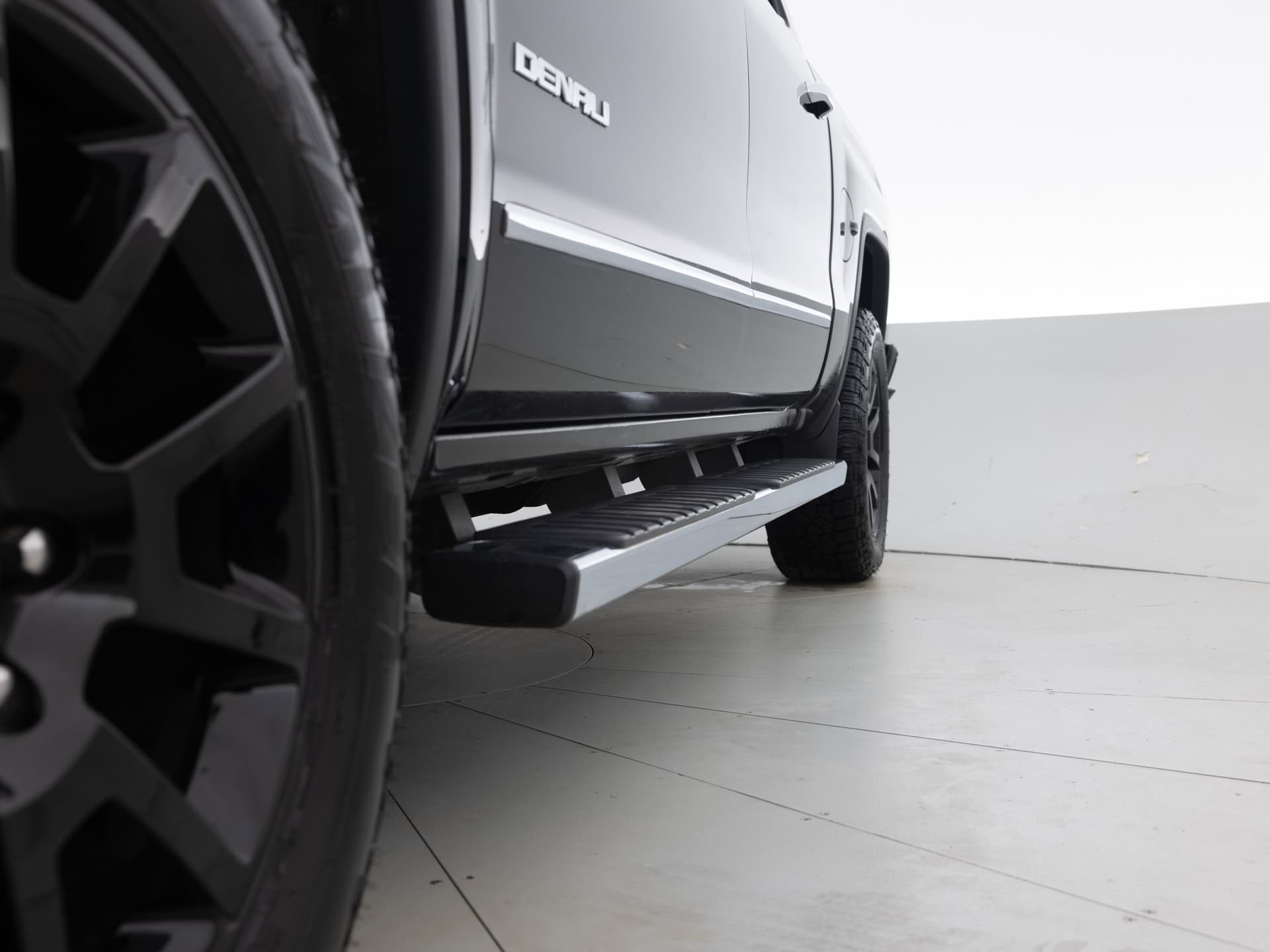 Used Black GMC Sierra 1500 Denali_-14 for Sale