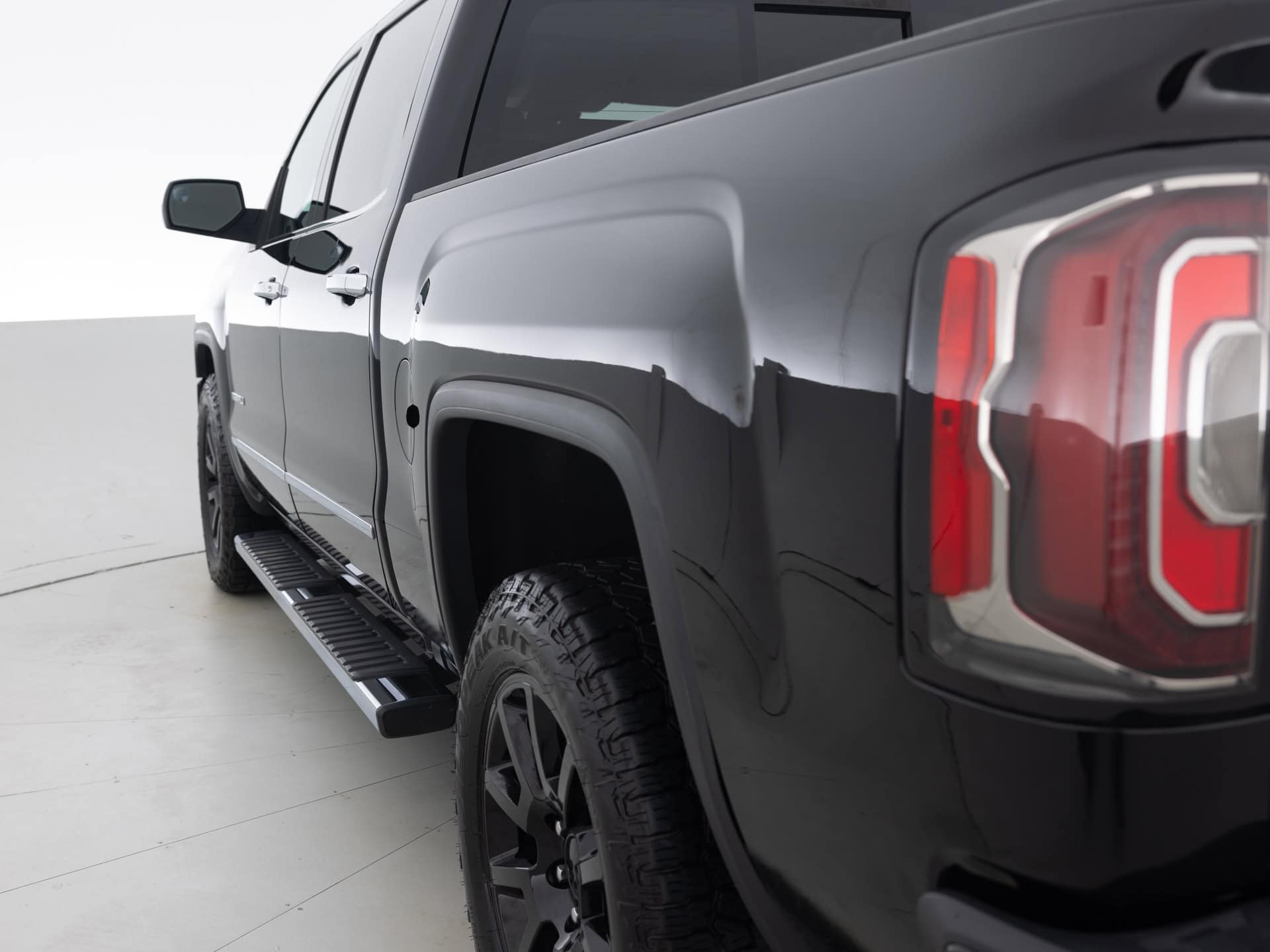 Used Black GMC Sierra 1500 Denali_-6 for Sale