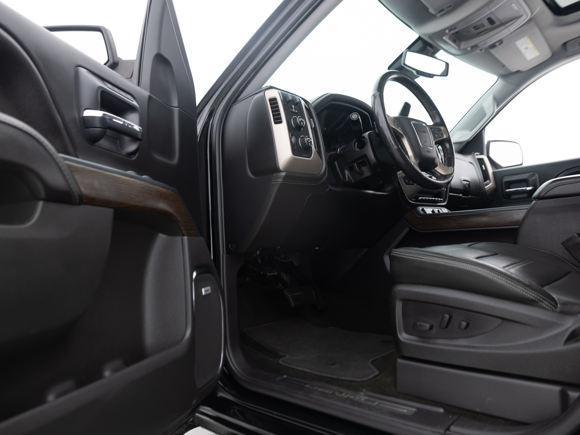 Used Black GMC Sierra-20 for Sale