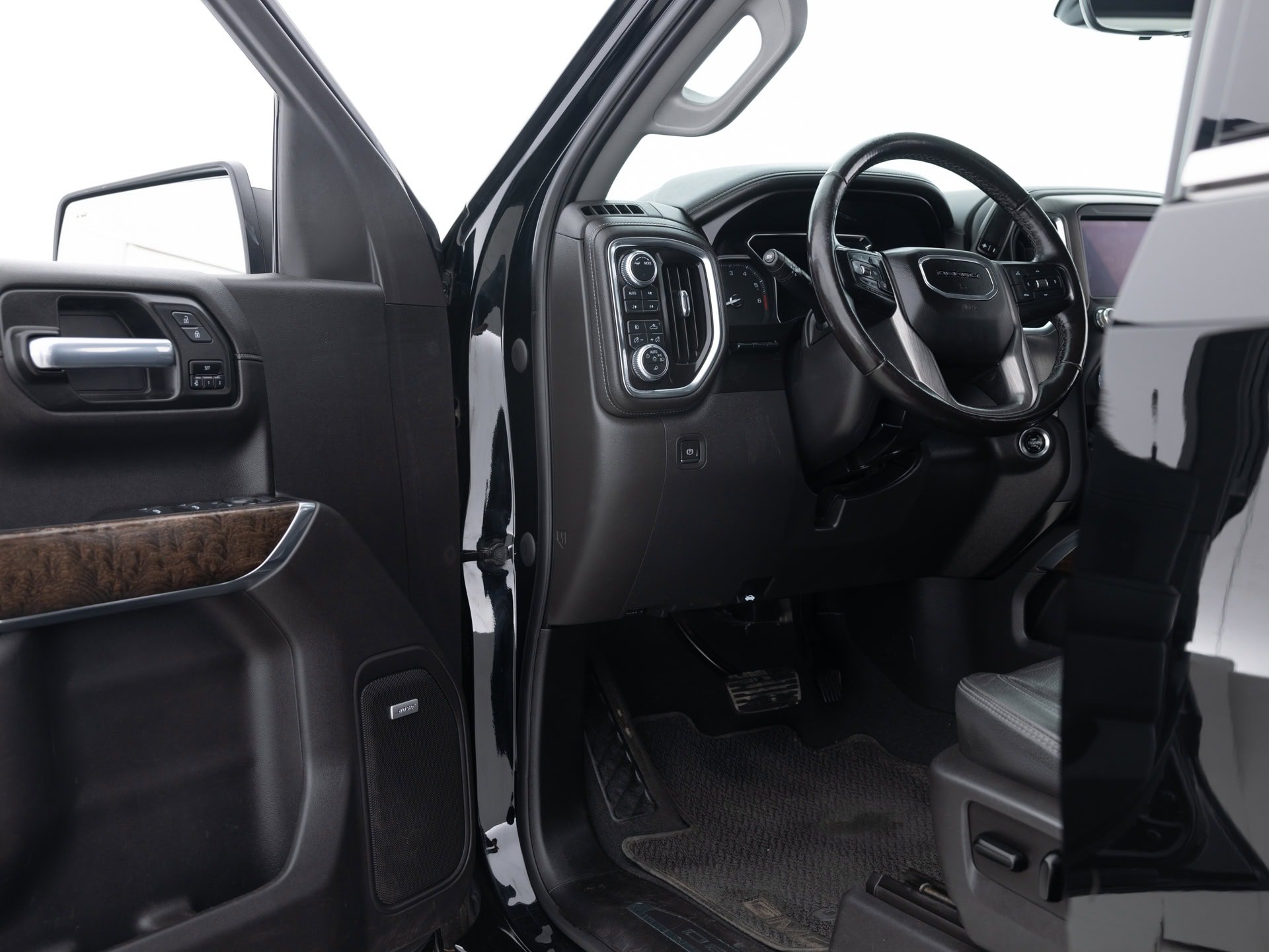black gmc sierra denali 20