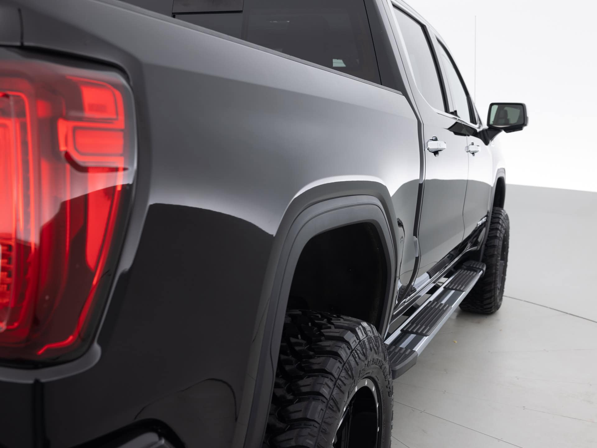 black gmc sierra denali 5