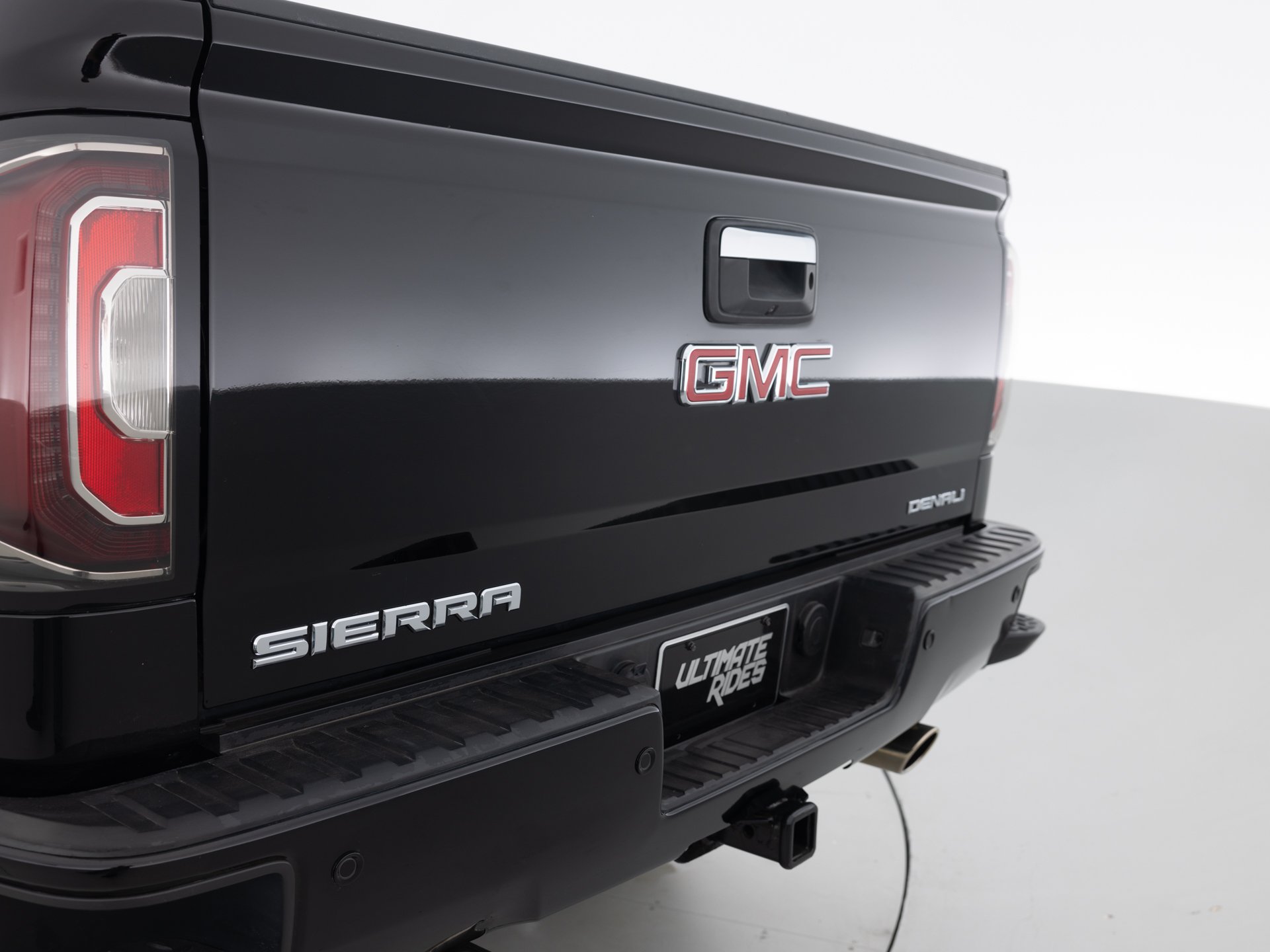 black gmc sierra denali 8