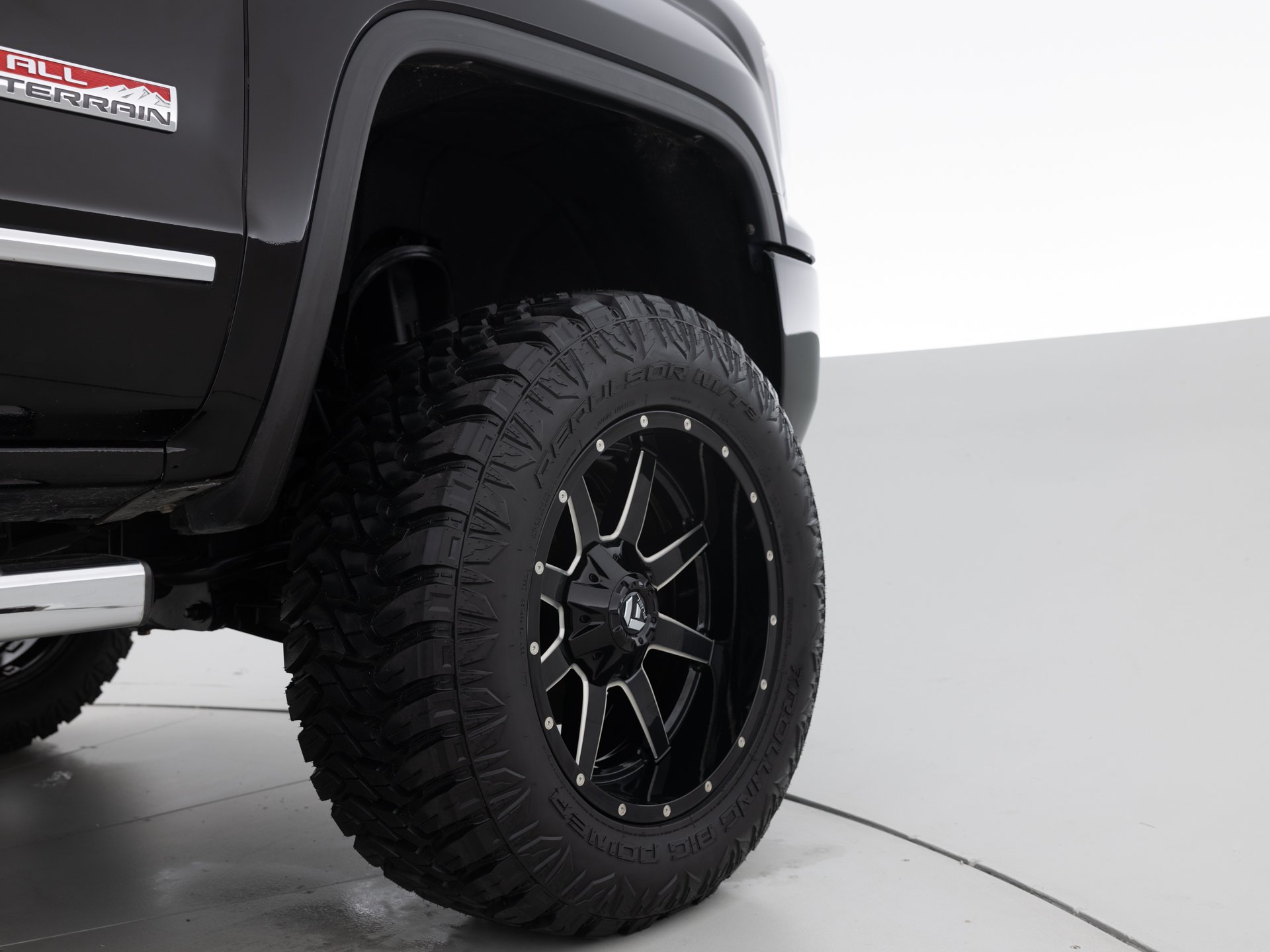 black gmc sierra slt 12