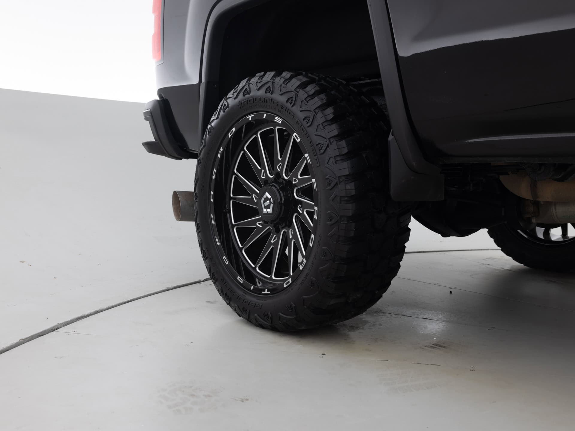 Used Black GMC Sierra SLT 2500HD-11 for Sale