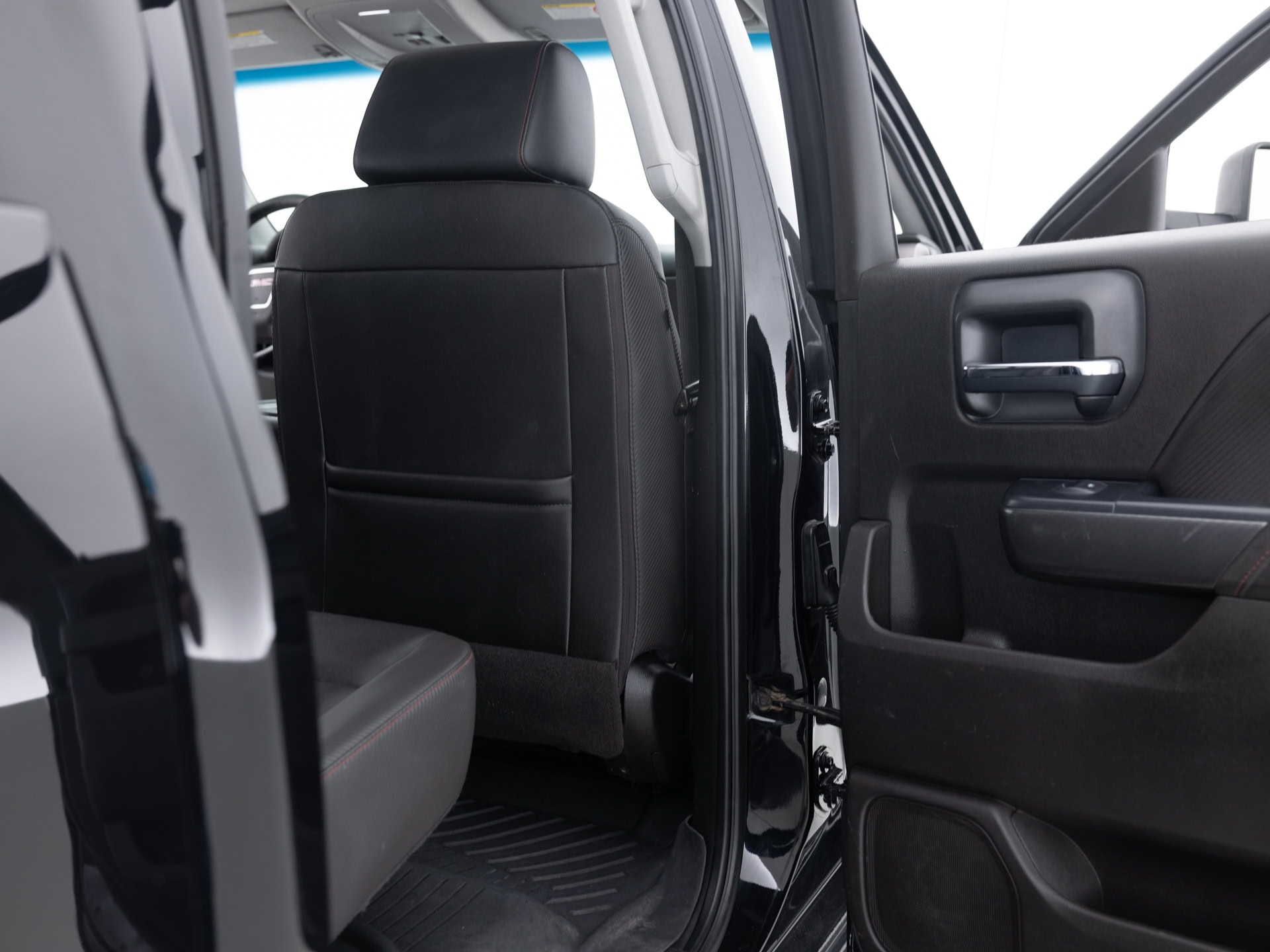 Used Black GMC Sierra SLT 2500HD-26 for Sale