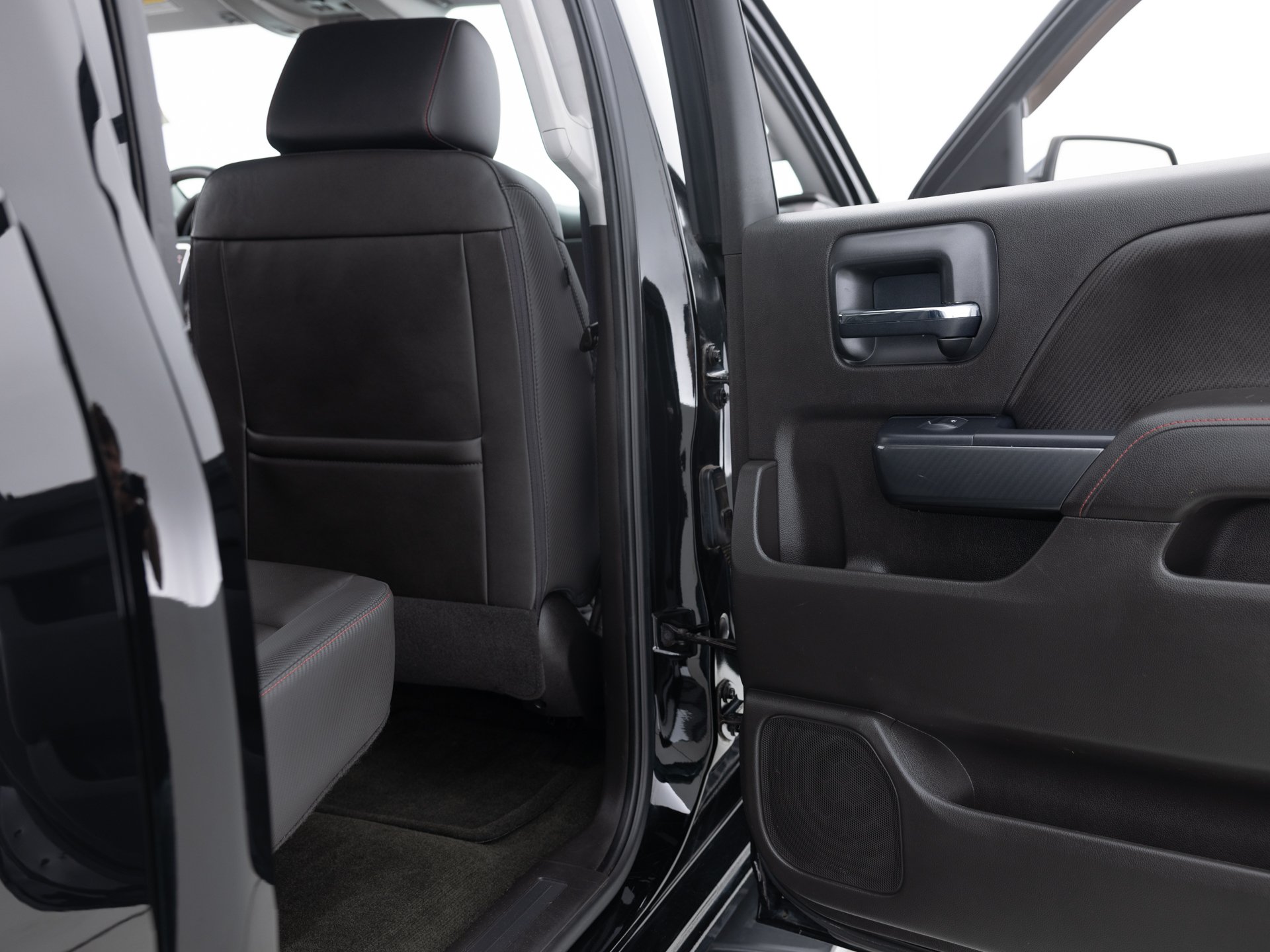 black gmc sierra slt 26
