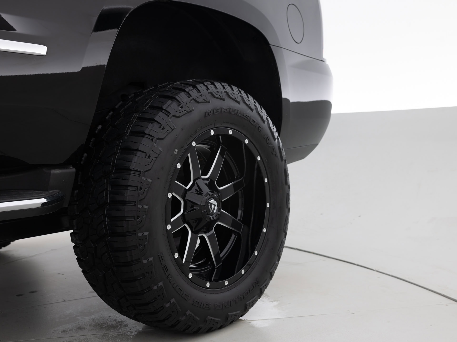 Used Black GMC Yukon Denali-10 for Sale