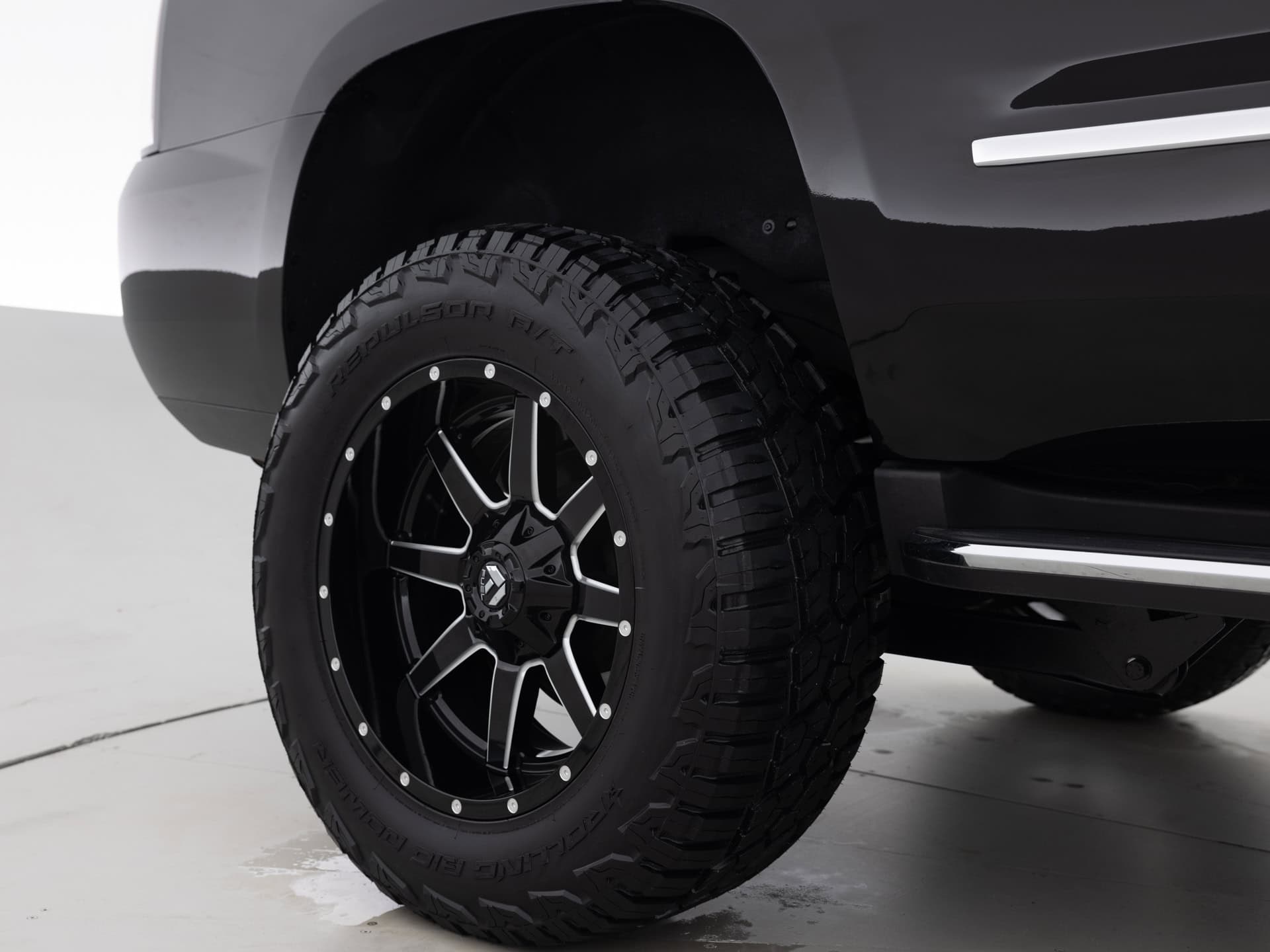 Used Black GMC Yukon Denali-11 for Sale