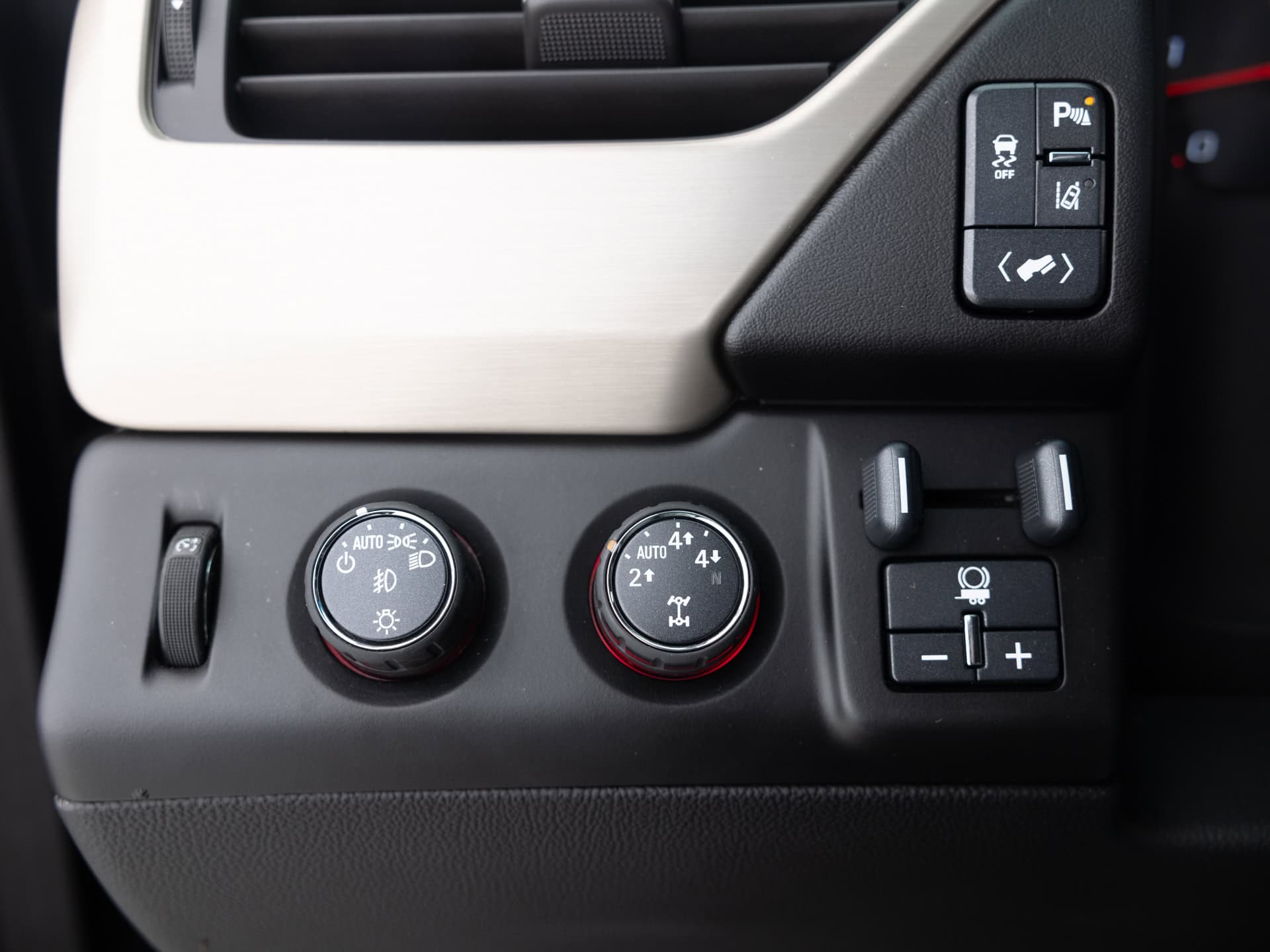 Used Black GMC Yukon Denali-35 for Sale