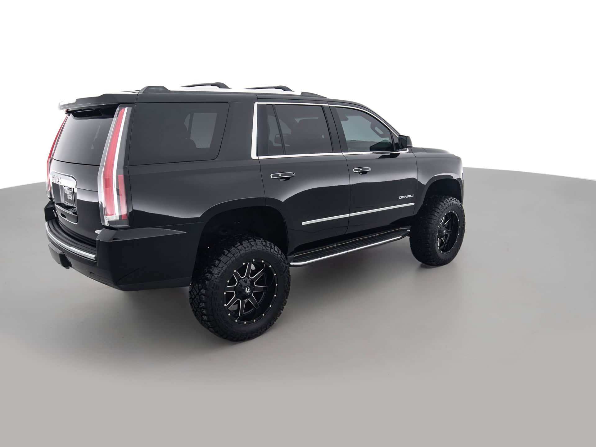 Used Black GMC Yukon Denali-4 for Sale
