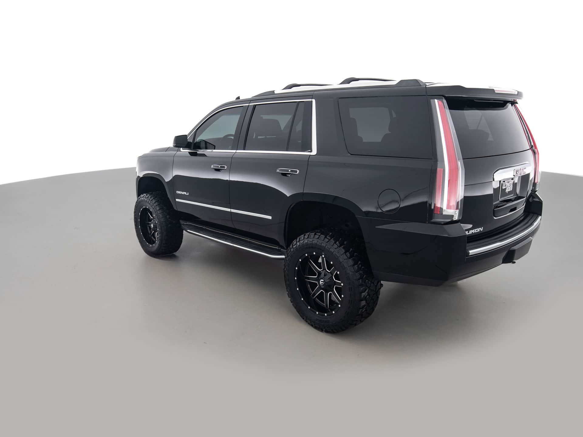 Used Black GMC Yukon Denali-6 for Sale