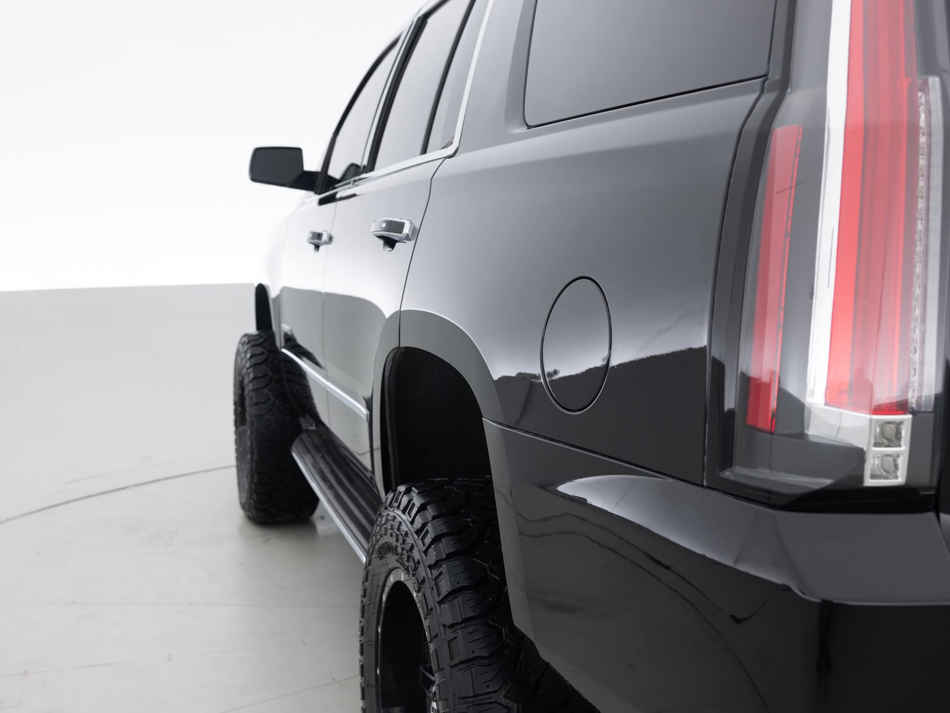 Used Black GMC Yukon Denali-6 for Sale