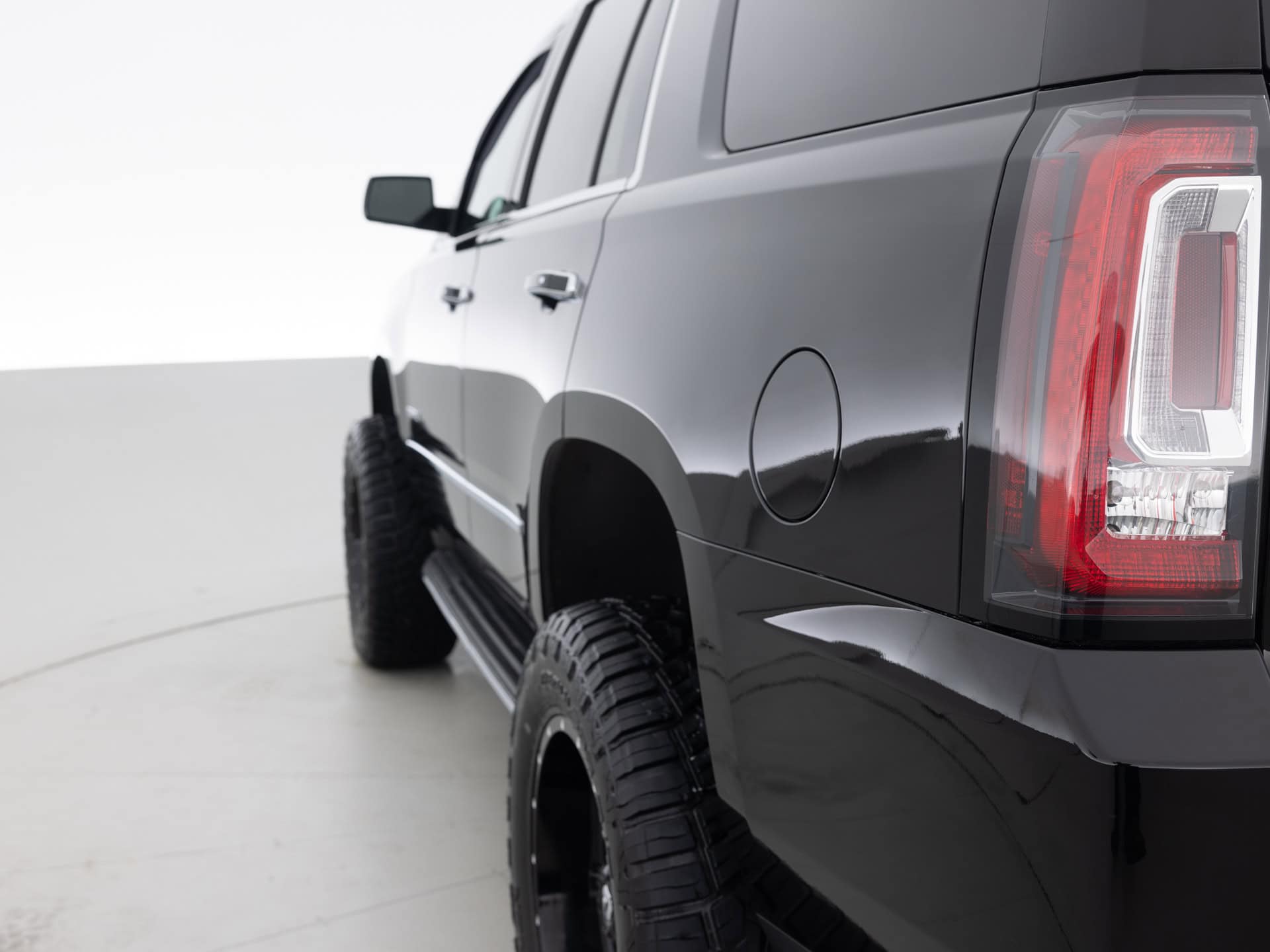 Used Black GMC Yukon Denali-6 for Sale