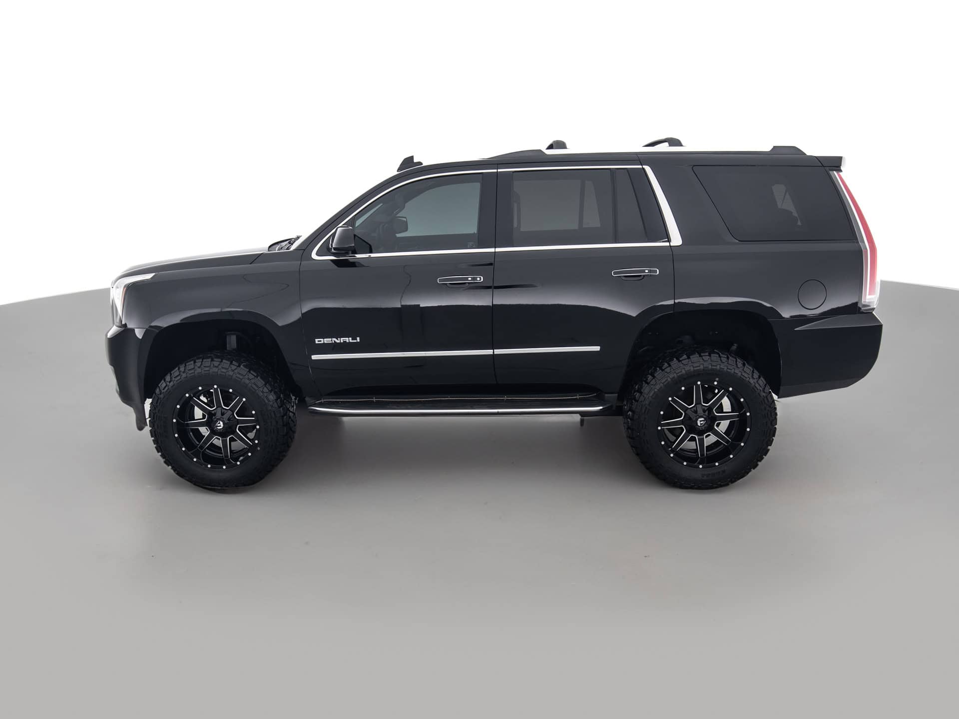 Used Black GMC Yukon Denali-7 for Sale