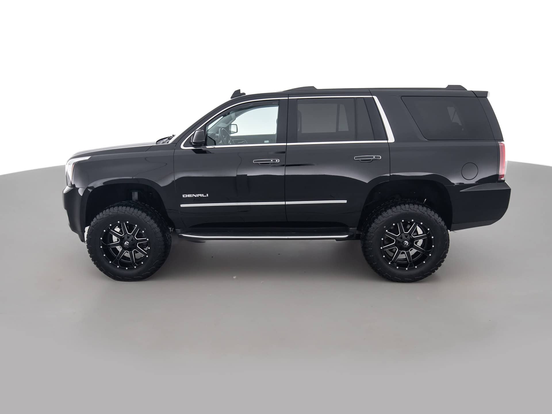 Used Black GMC Yukon Denali-7 for Sale
