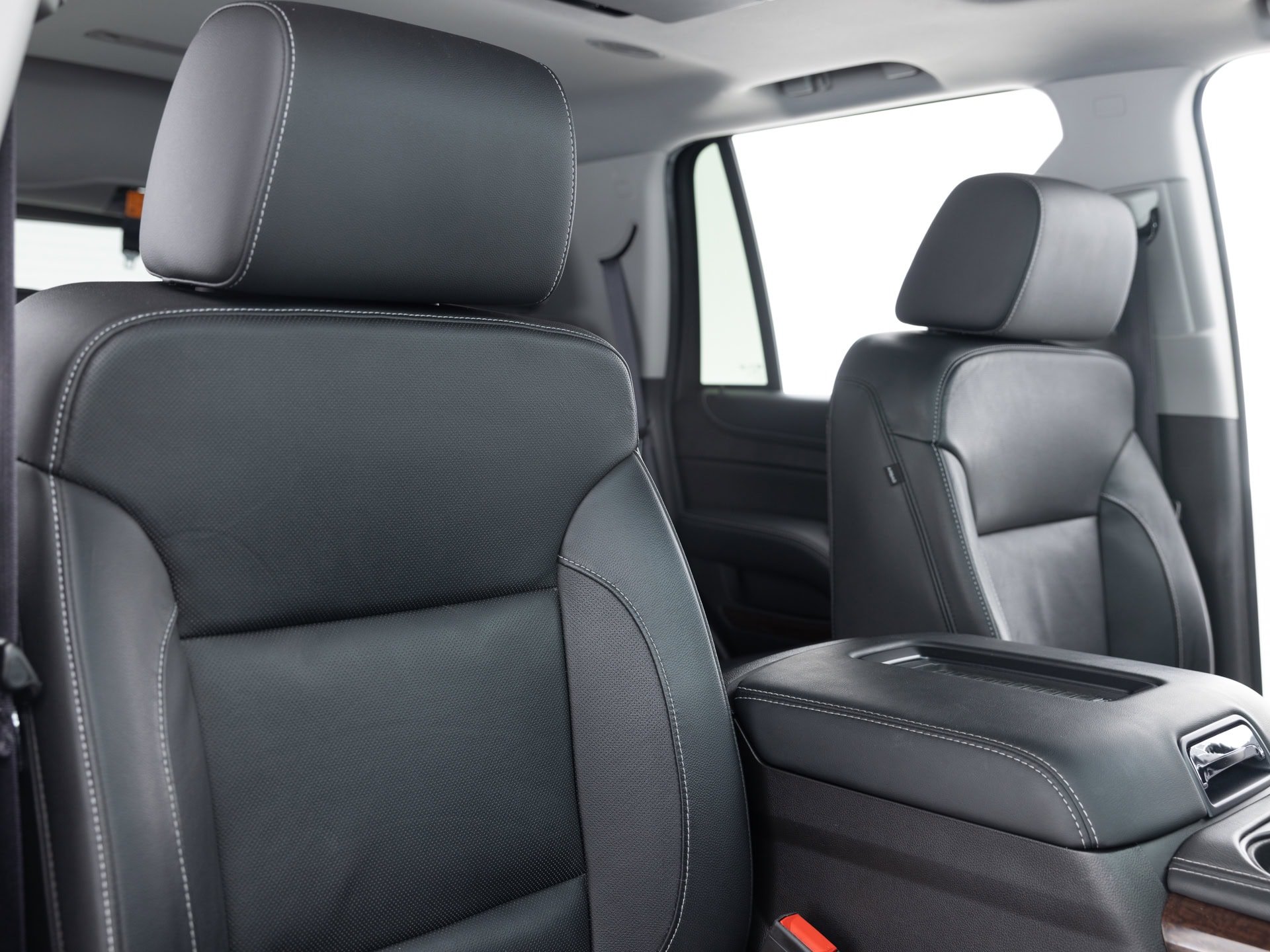 black gmc yukon slt 18