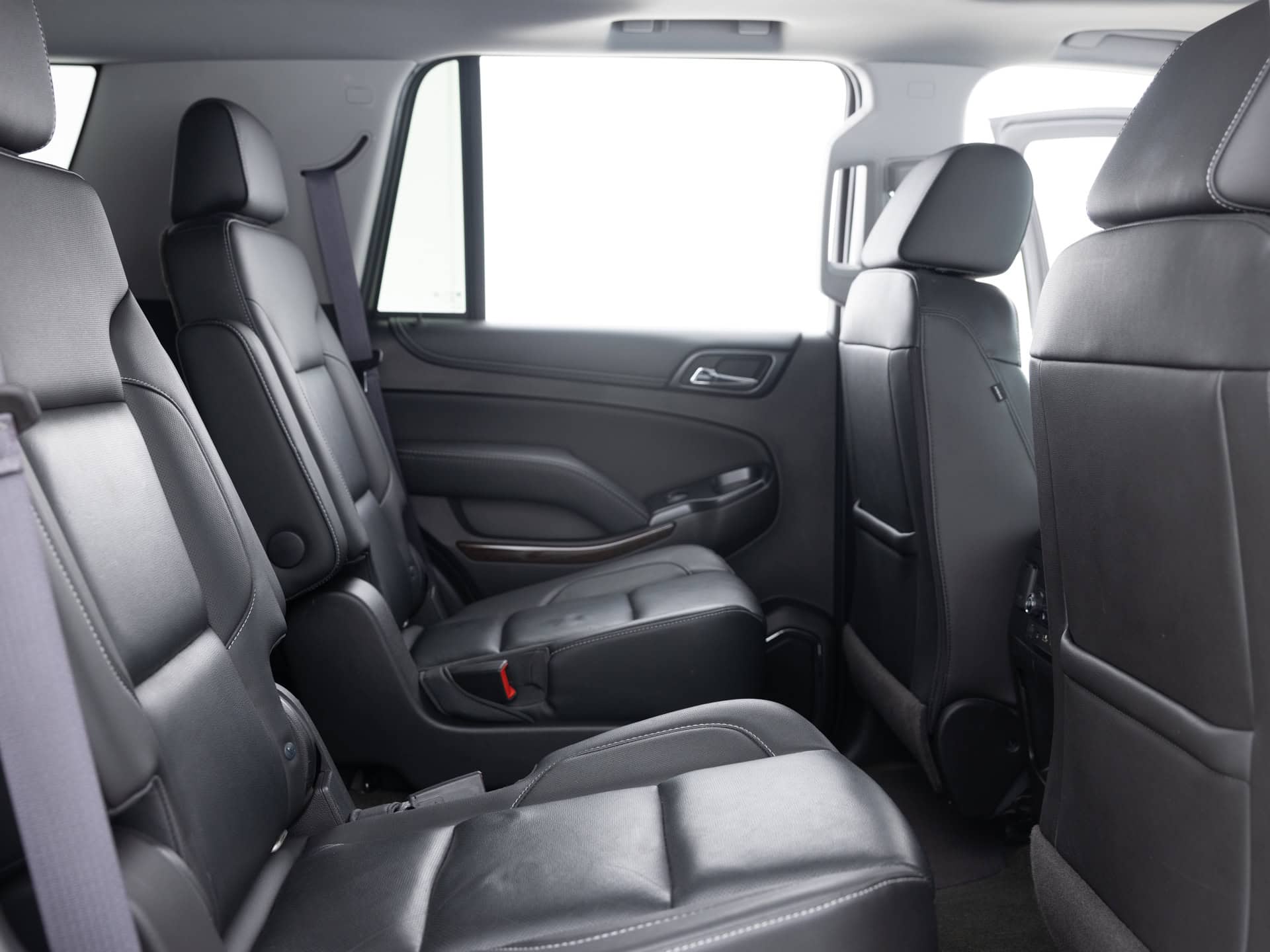 black gmc yukon slt 21
