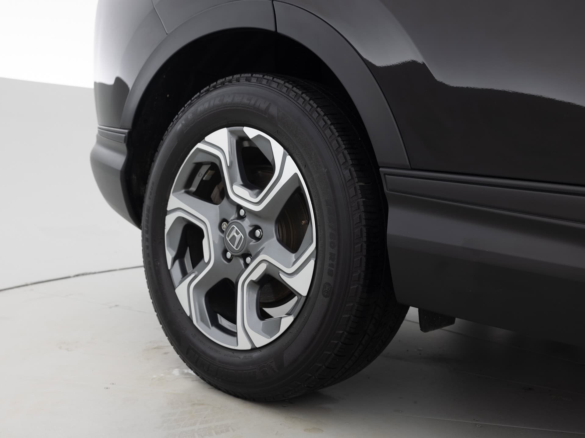 black honda crv 11