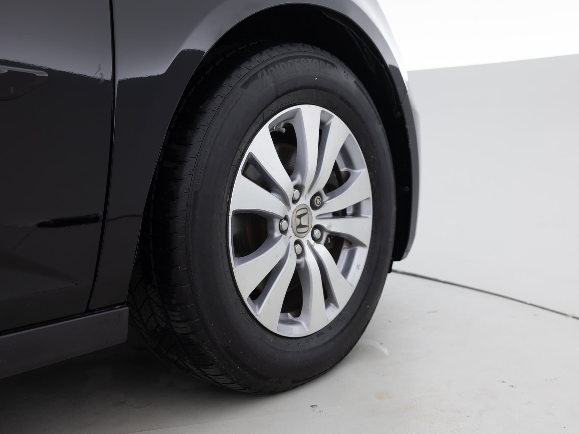 black honda odyssey ex l 12