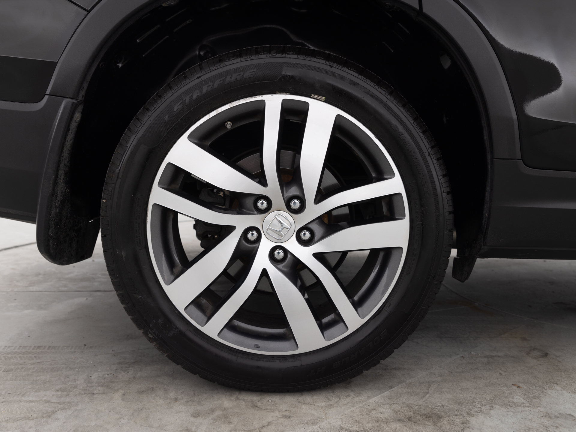 Used Black Honda Pilot Elite-12 for Sale