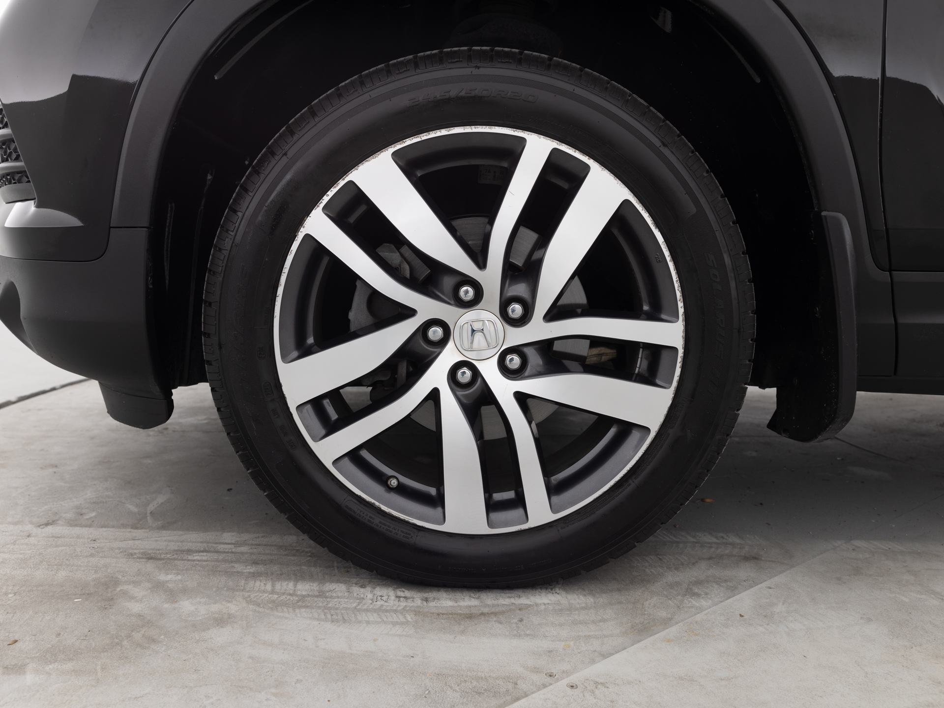 Used Black Honda Pilot Elite-9 for Sale