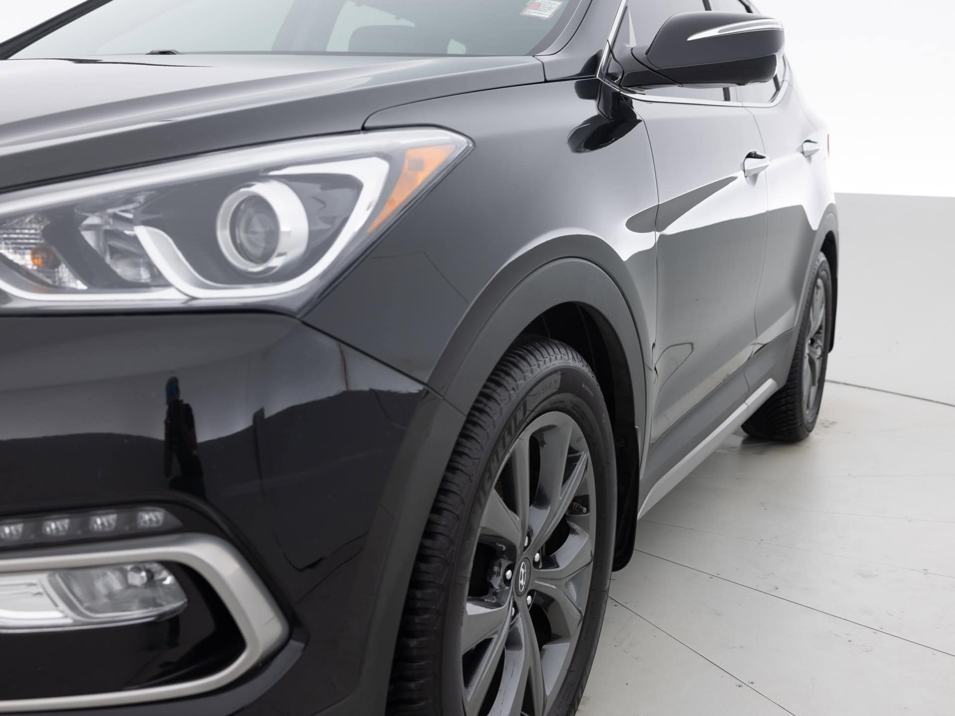 Used Black Hyundai Santa Fe for Sale