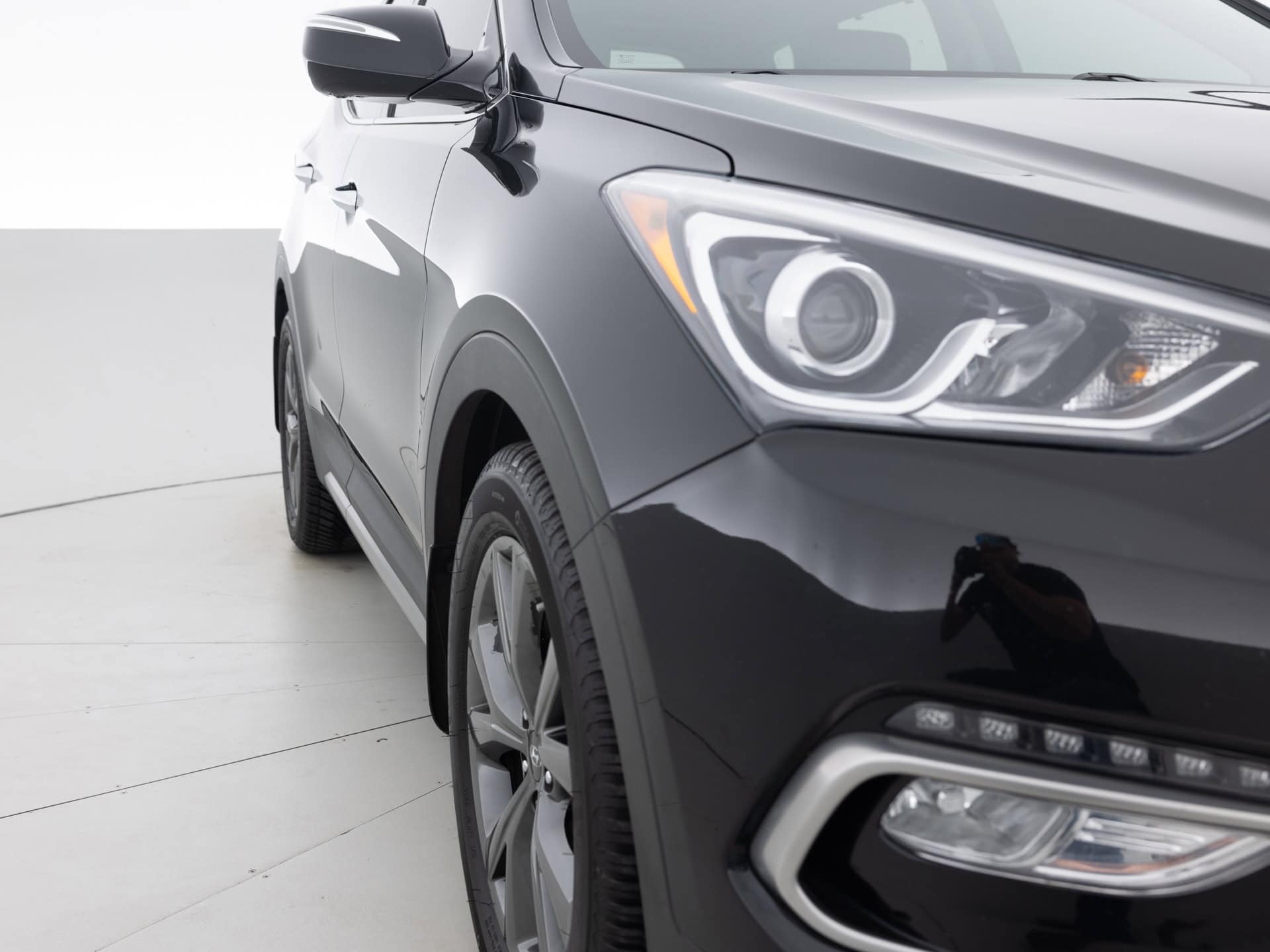 Used Black Hyundai Santa Fe-2 for Sale