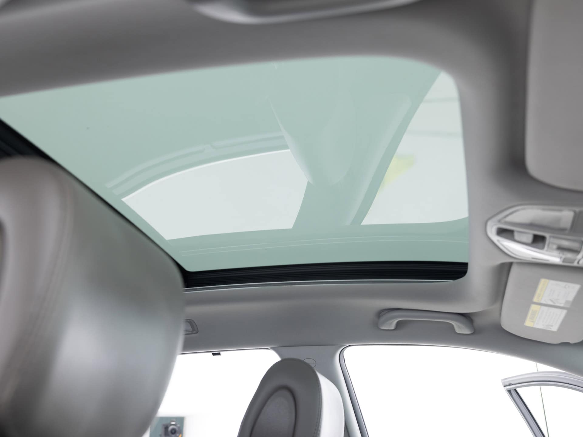 Used Black Hyundai Santa Fe-24 for Sale