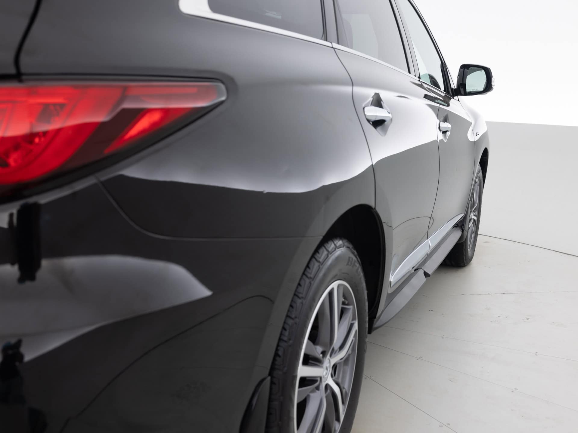 Used Black Infinity QX60-5 for Sale