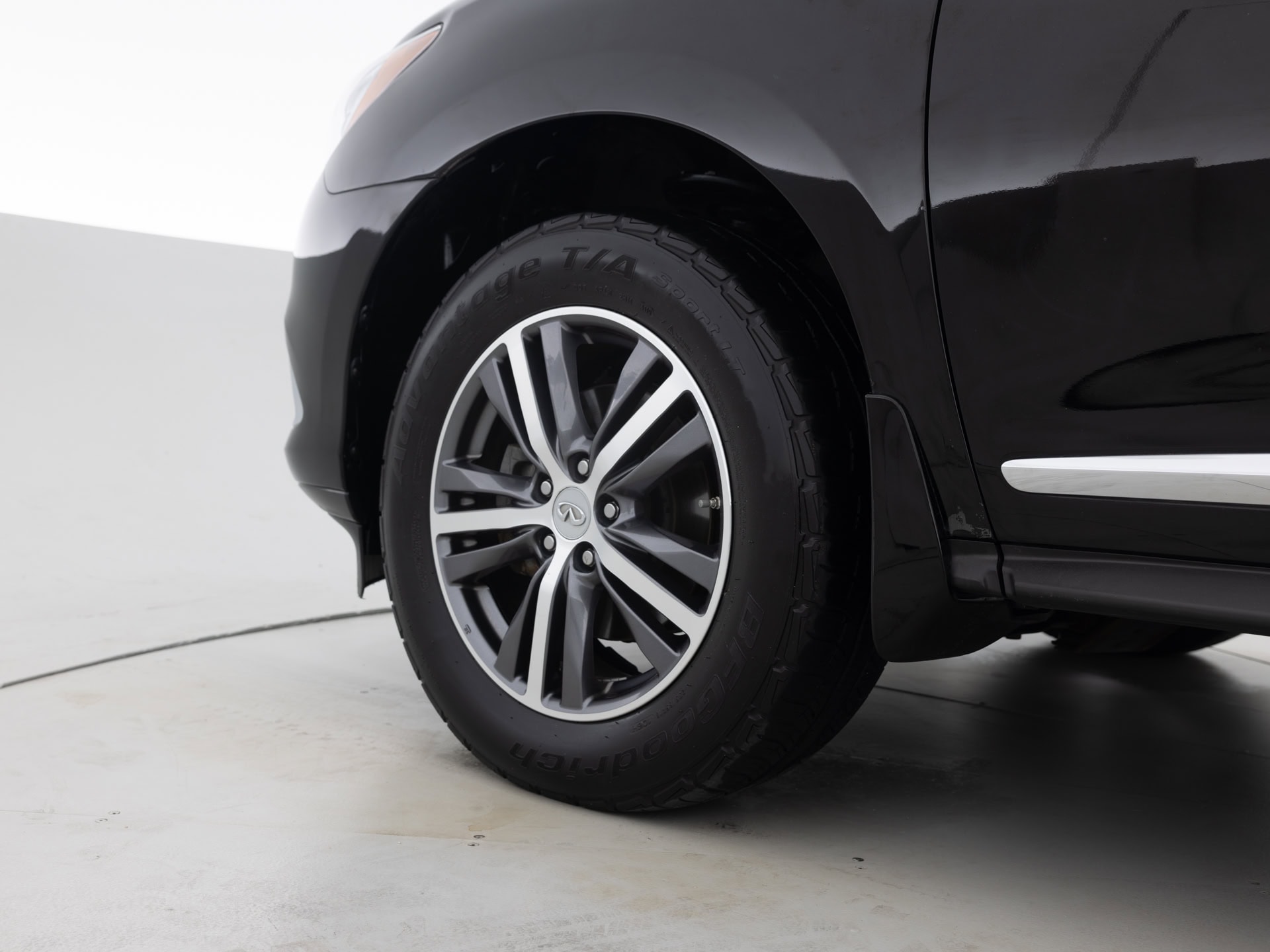 Used Black Infinity QX60-7 for Sale