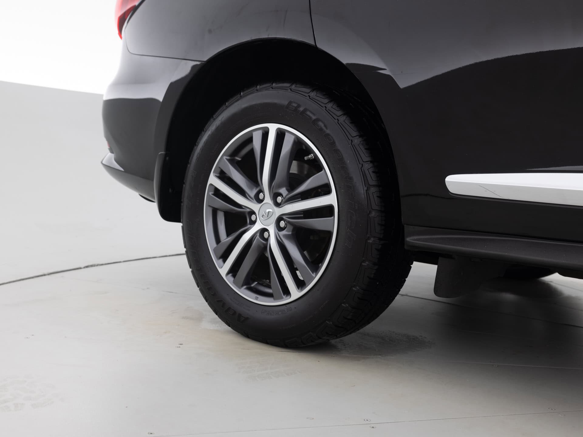 Used Black Infinity QX60-9 for Sale