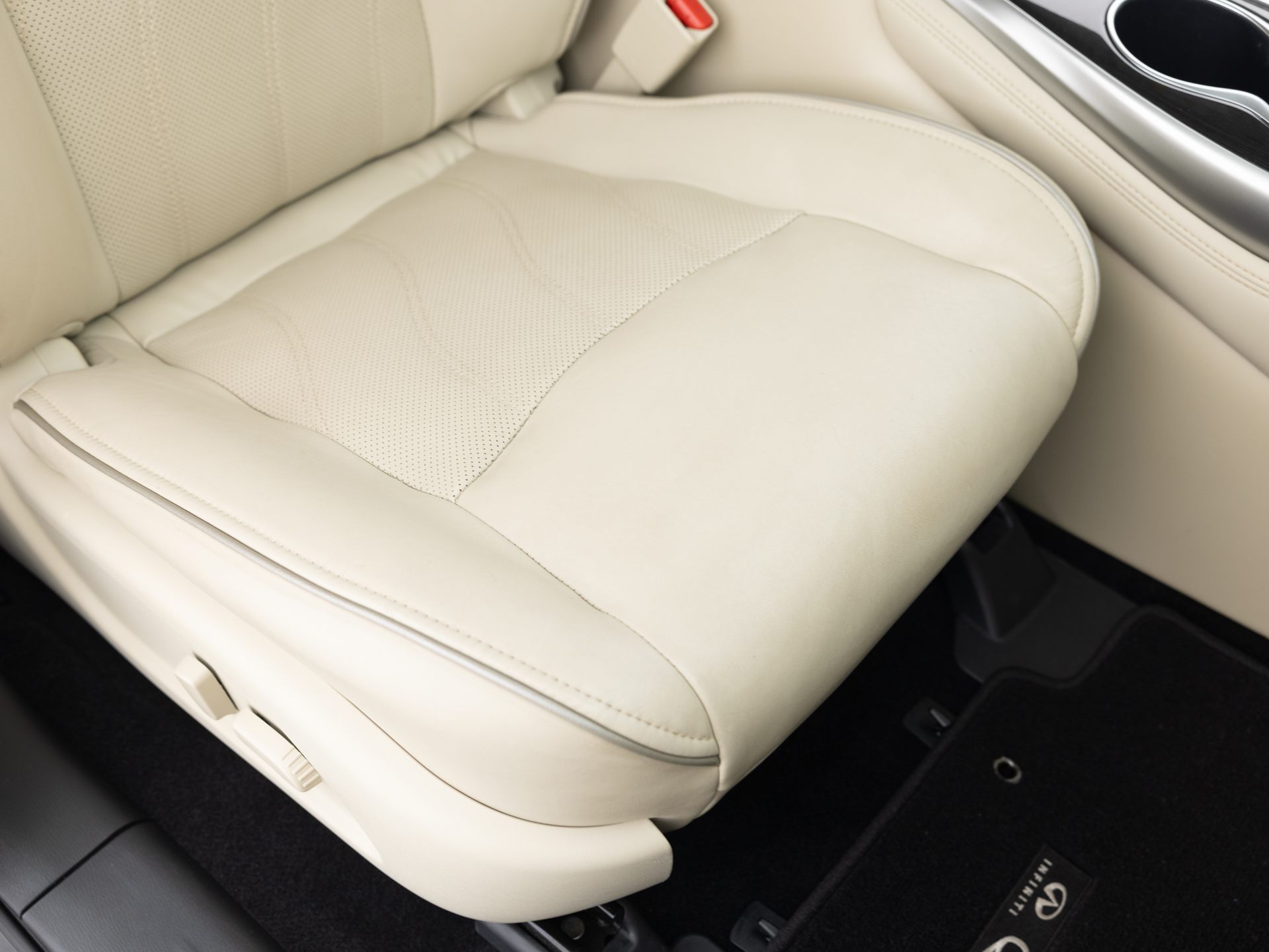 Used Black Infinity QX60 Luxe-17 for Sale