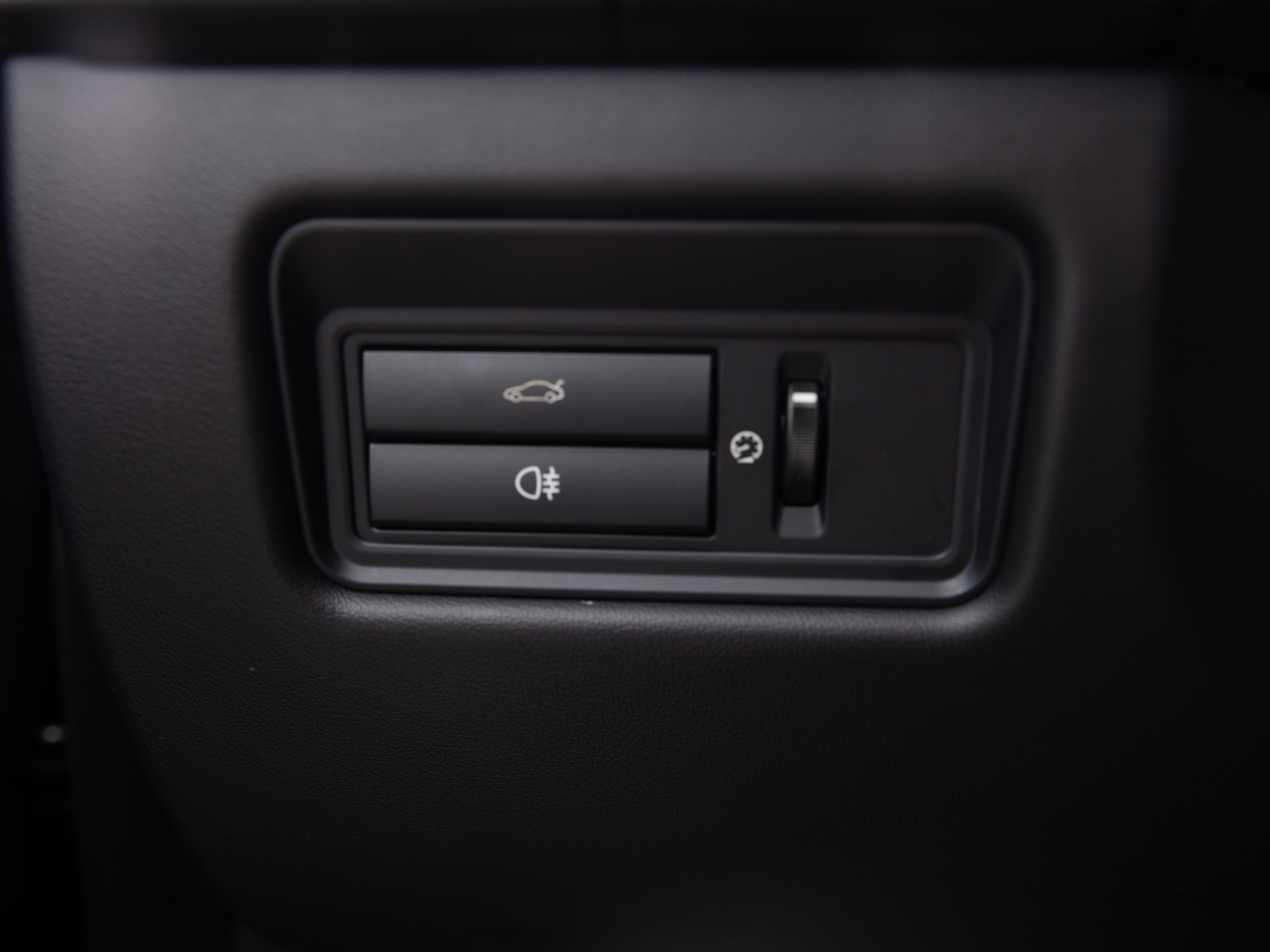 Used Black Jaguar XJ-28 for Sale