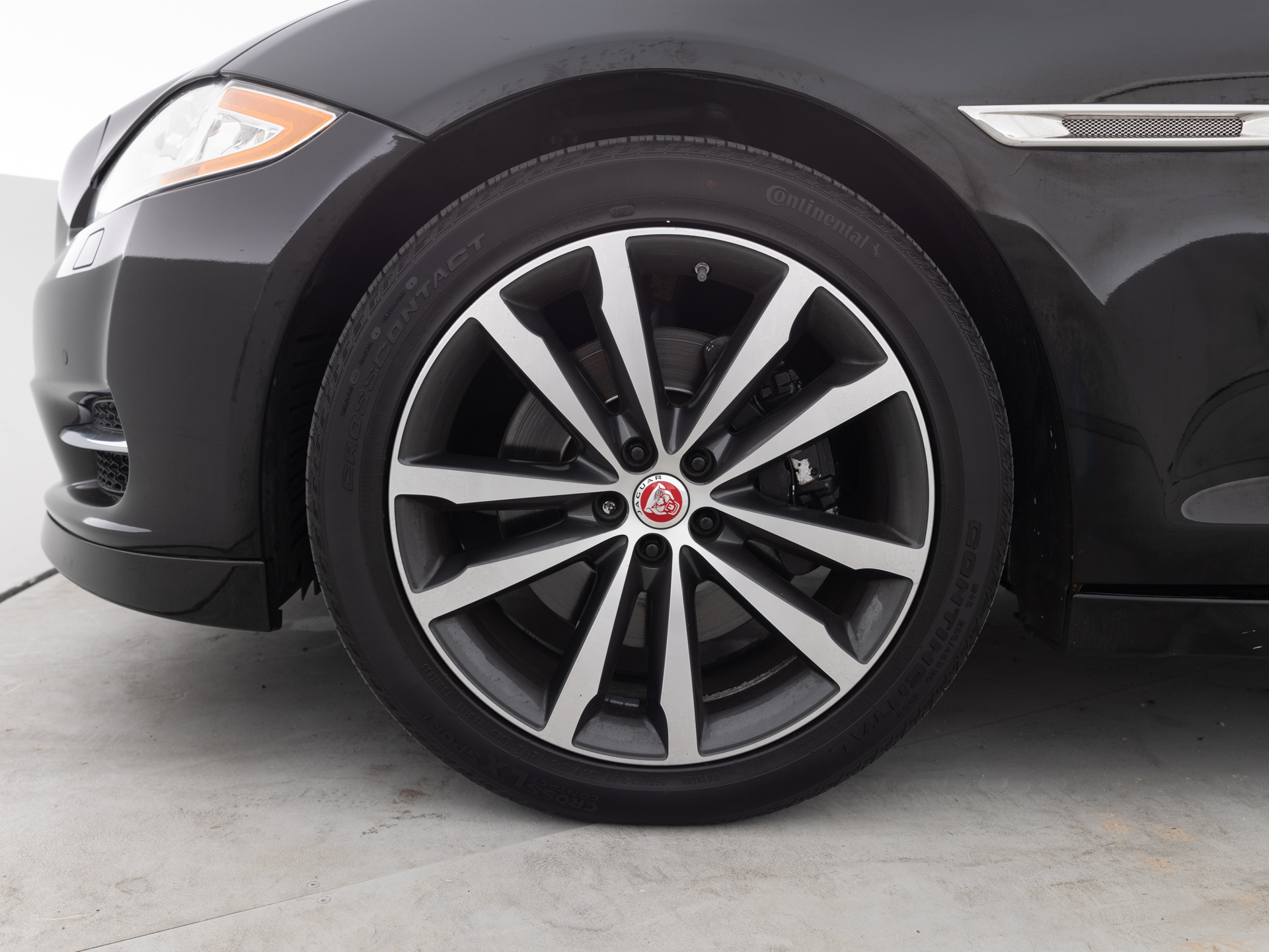 Used Black Jaguar XJ-9 for Sale