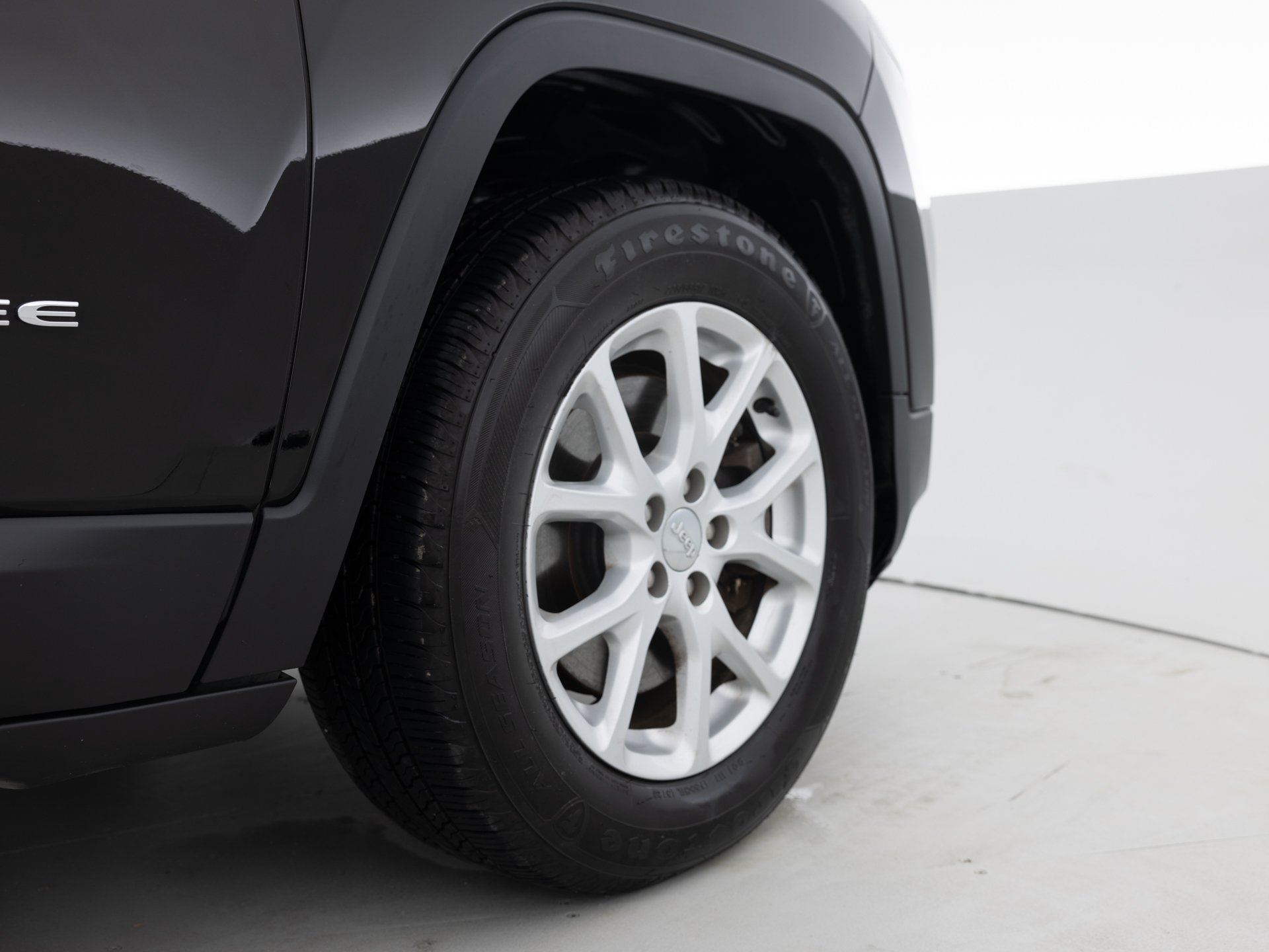black jeep cherokee spt 12