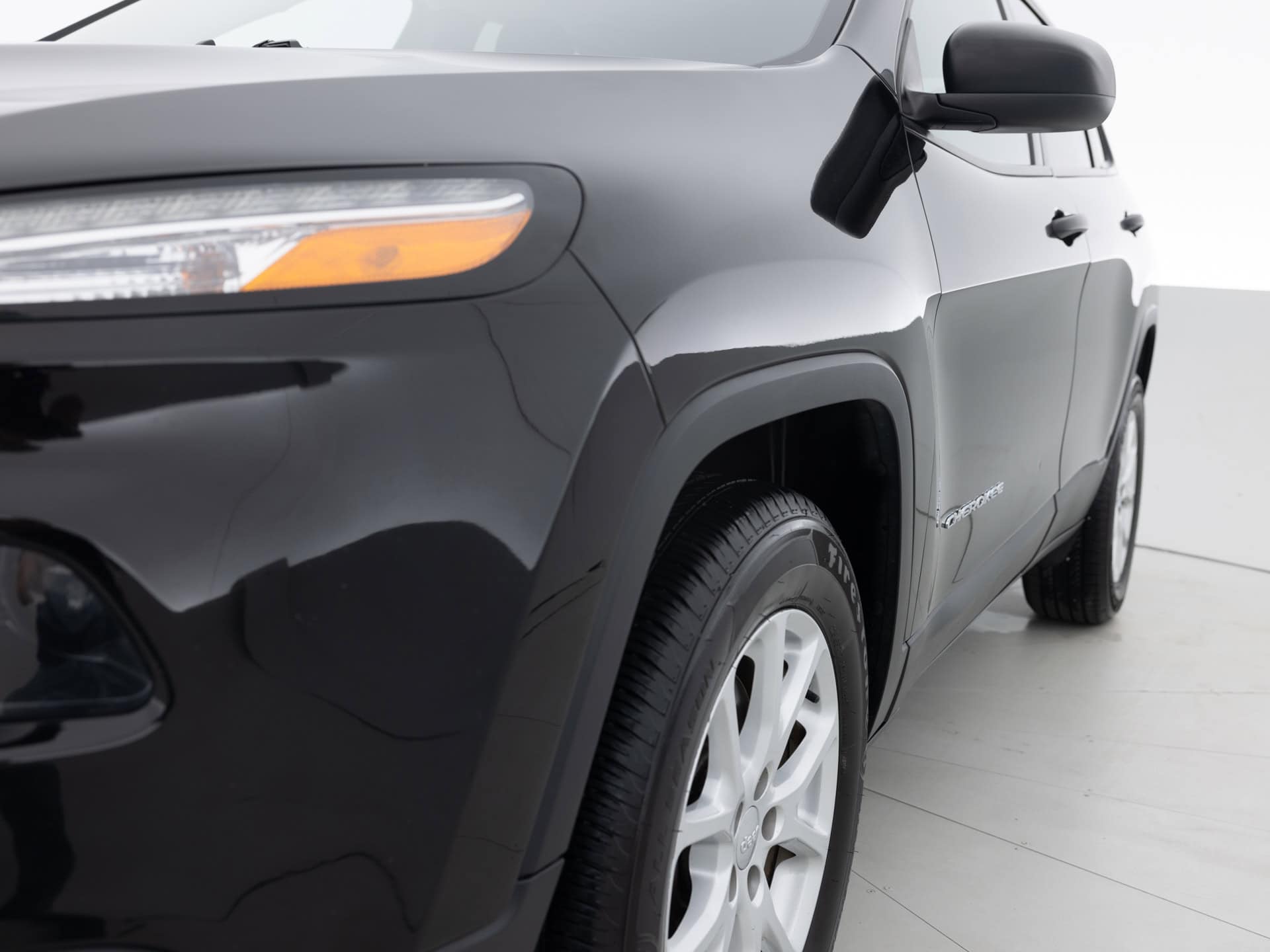 black jeep cherokee spt 3