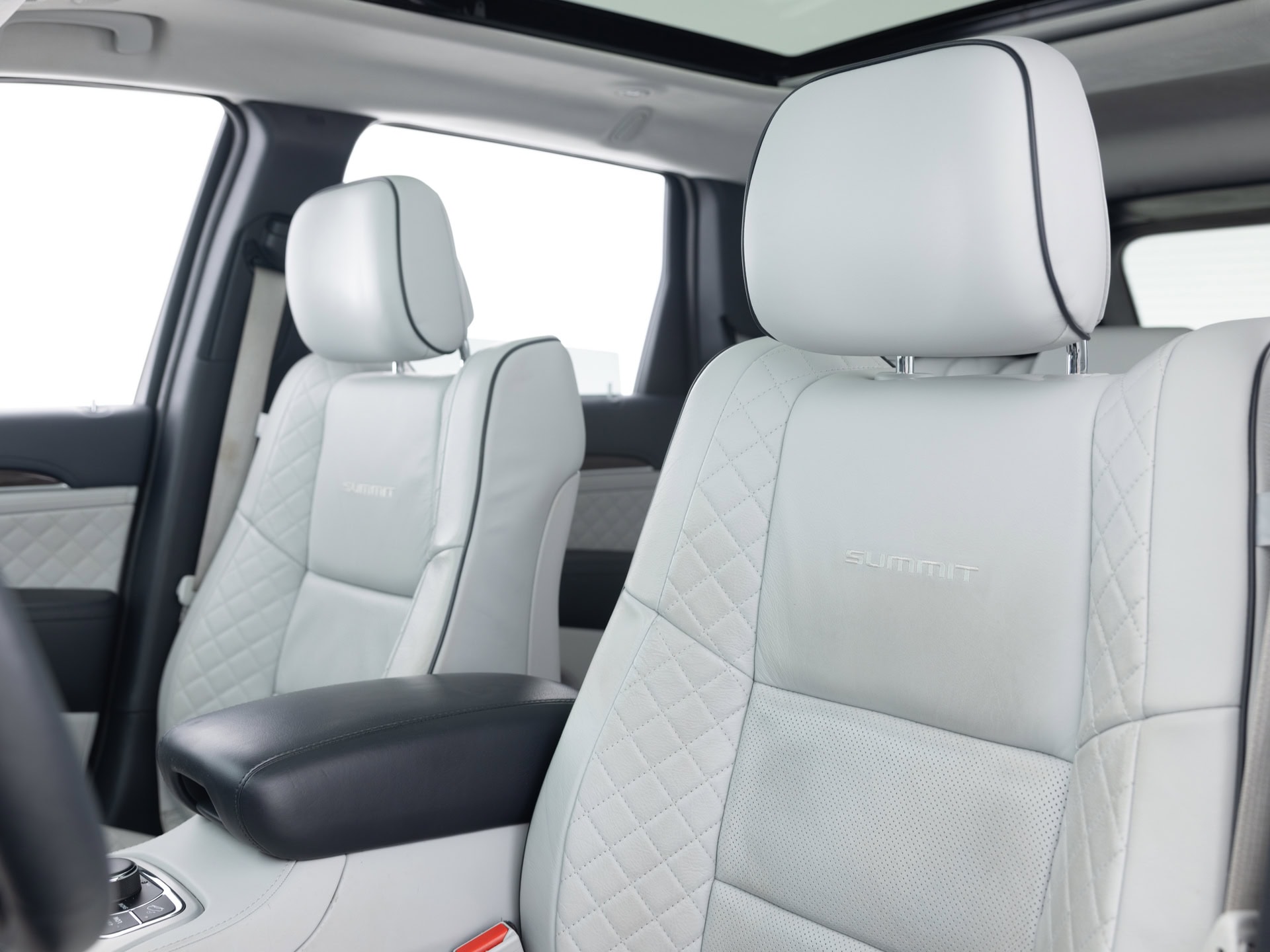 Used Black Jeep Cherokkee Summit_-14 for Sale