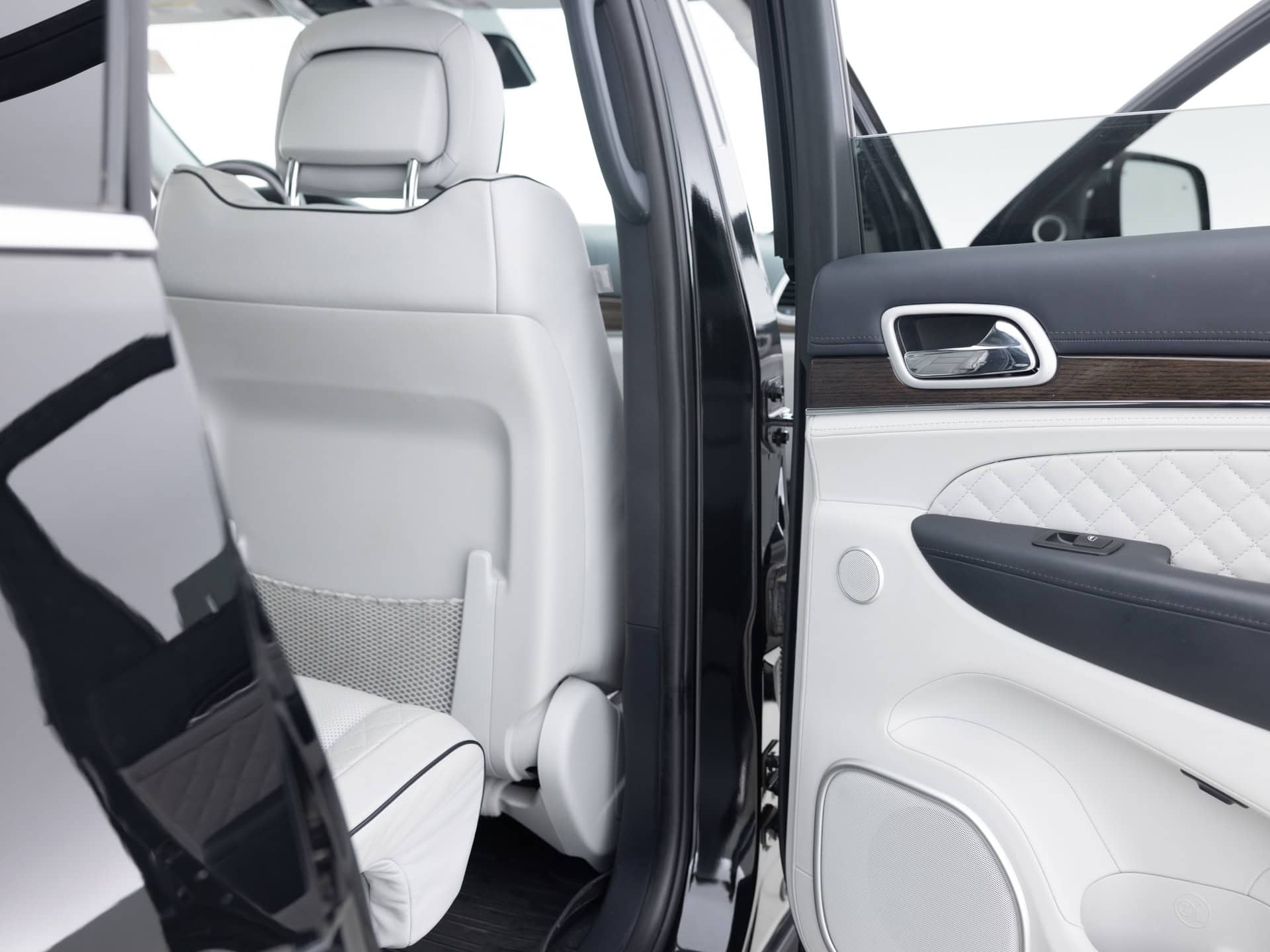 Used Black Jeep Cherokkee Summit_-22 for Sale